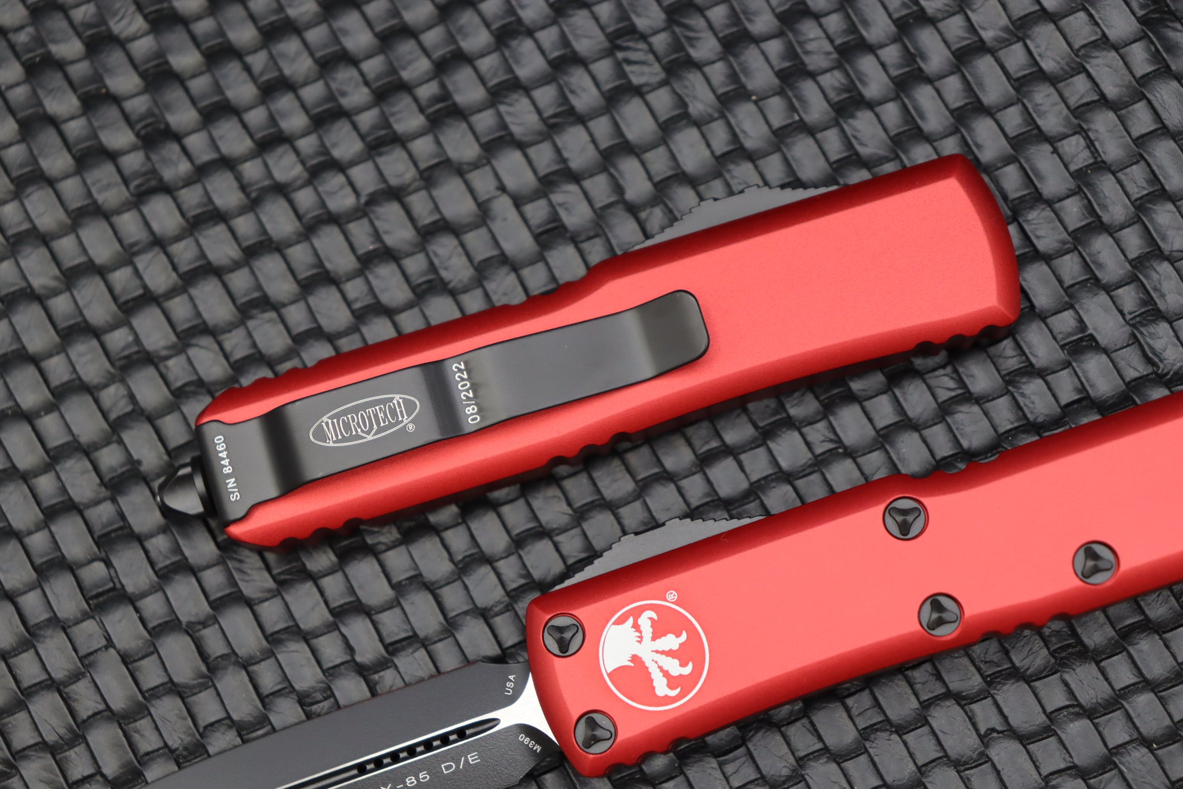 Microtech UTX-85 Double Edge Black Standard & Red 232-1RD