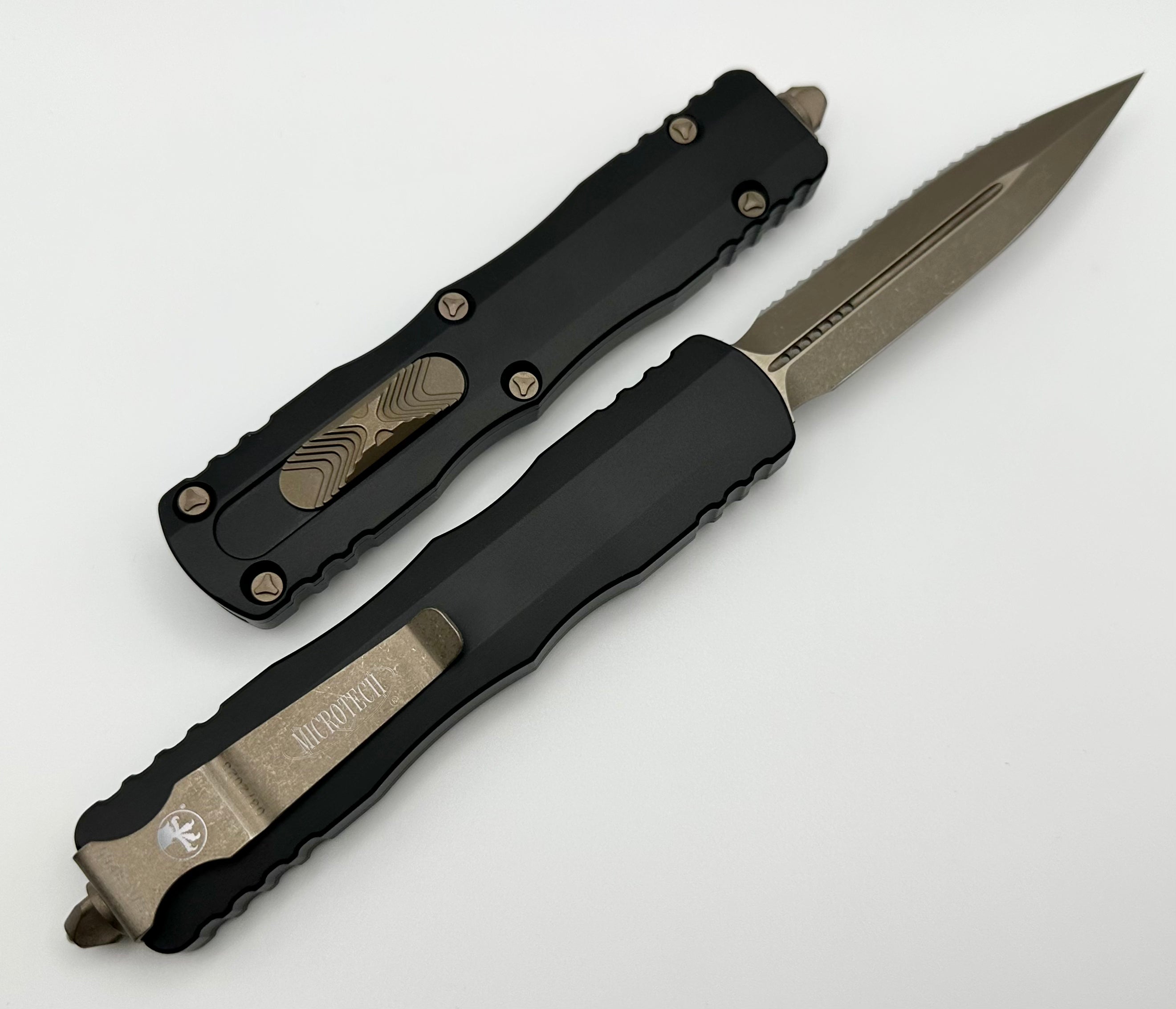 Microtech Dirac Delta D/E Bronze Apocalyptic Full Serrated & Black 227-15AP