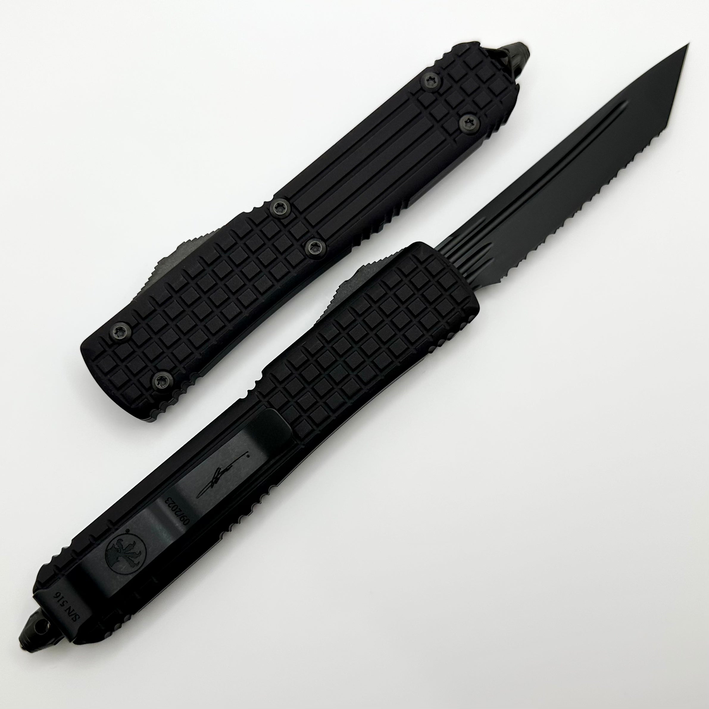 Microtech Ultratech Delta Frag Shadow Fluted Tanto Full Serrated DLC w/ Nickel Boron Signature Series 123-3UT-DSH