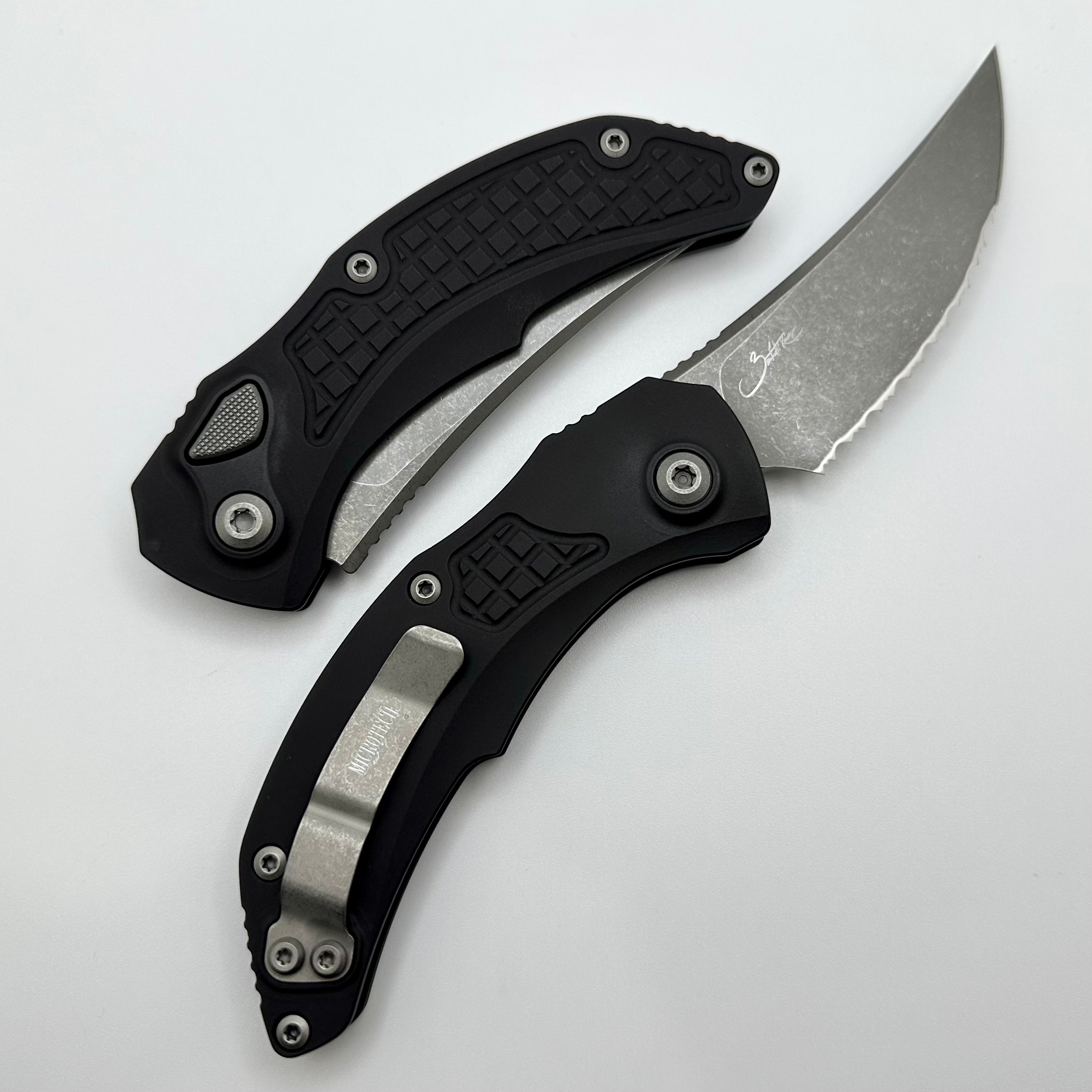 Microtech Knives & Bastinelli Brachial Black & Full Serrated Apocalyptic Standard 268A-12AP