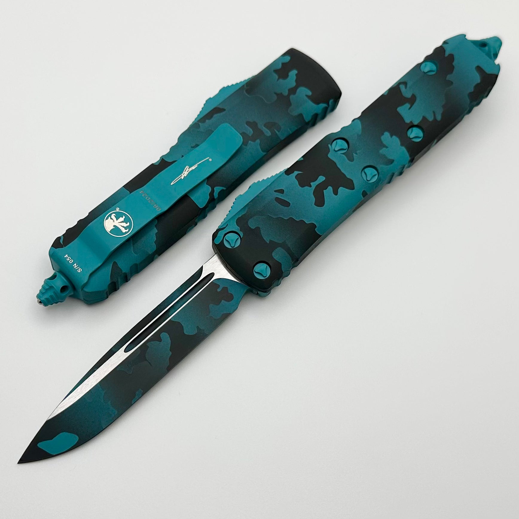 Microtech UTX-85 S/E Turquoise Camo Standard Signature Series 231-1TQCS