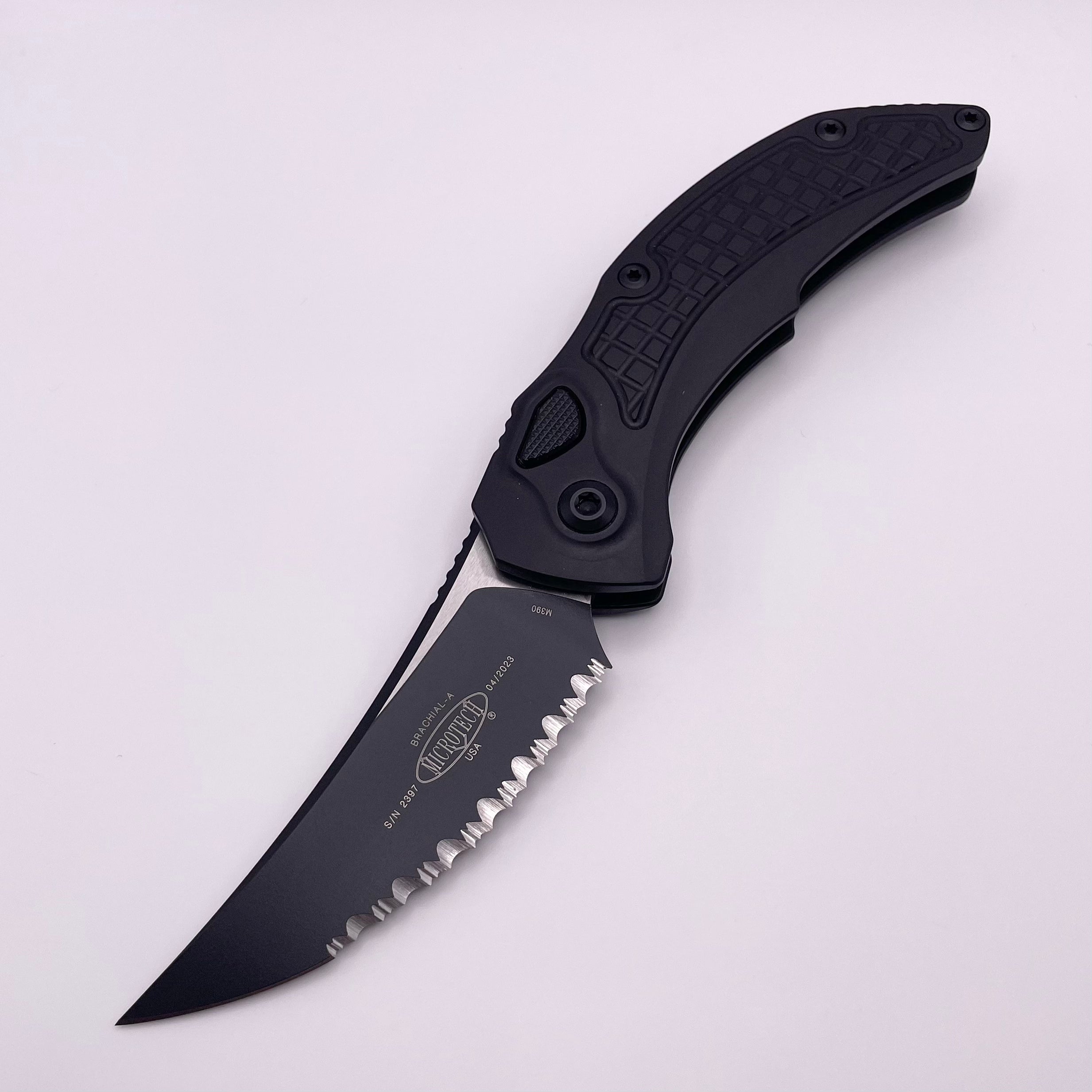 Pre Owned Microtech Knives & Bastinelli Brachial Black & Full Serrated Tactical Standard 268A-3T