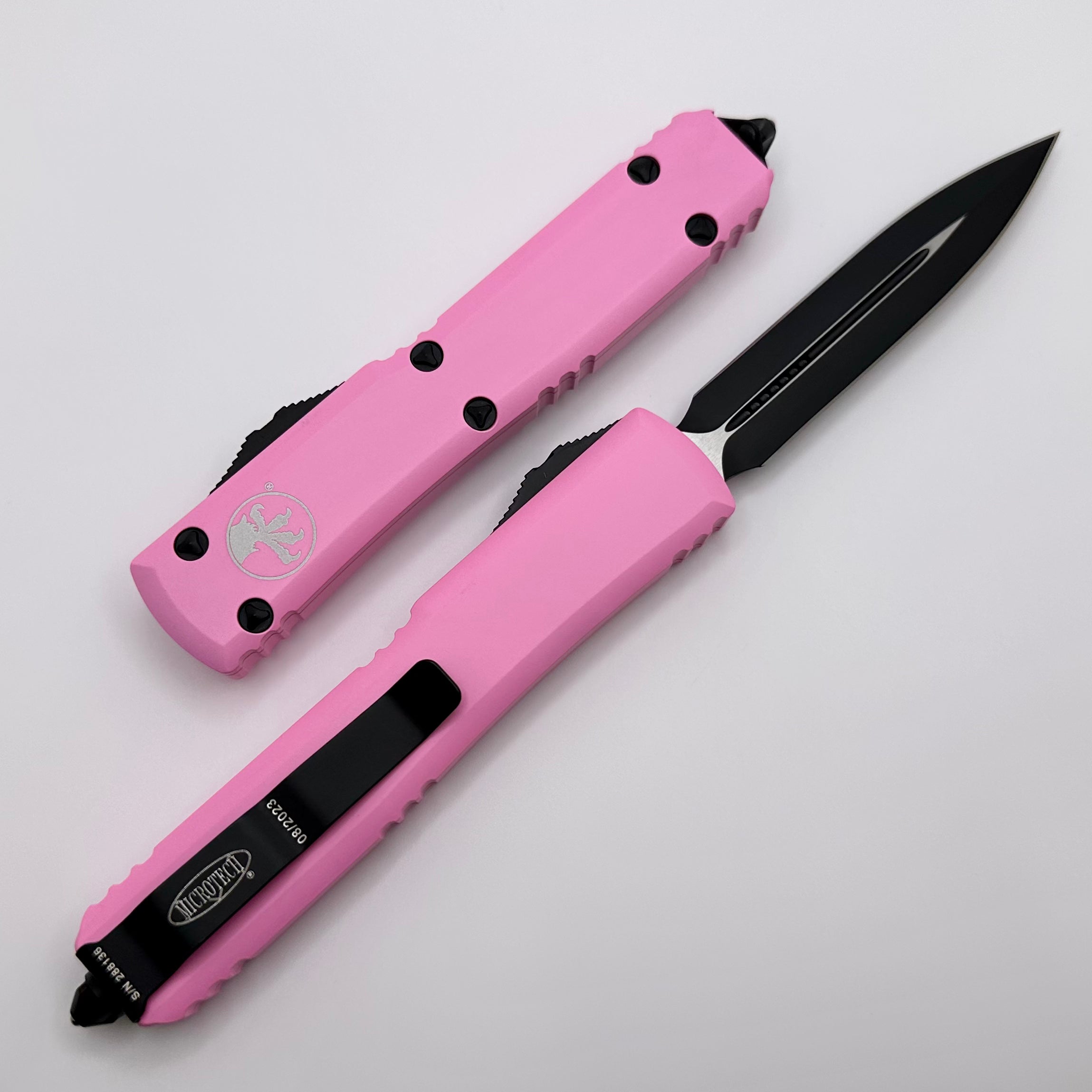 Microtech Ultratech D/E Black Standard & Blasted Pink 122-1BPK