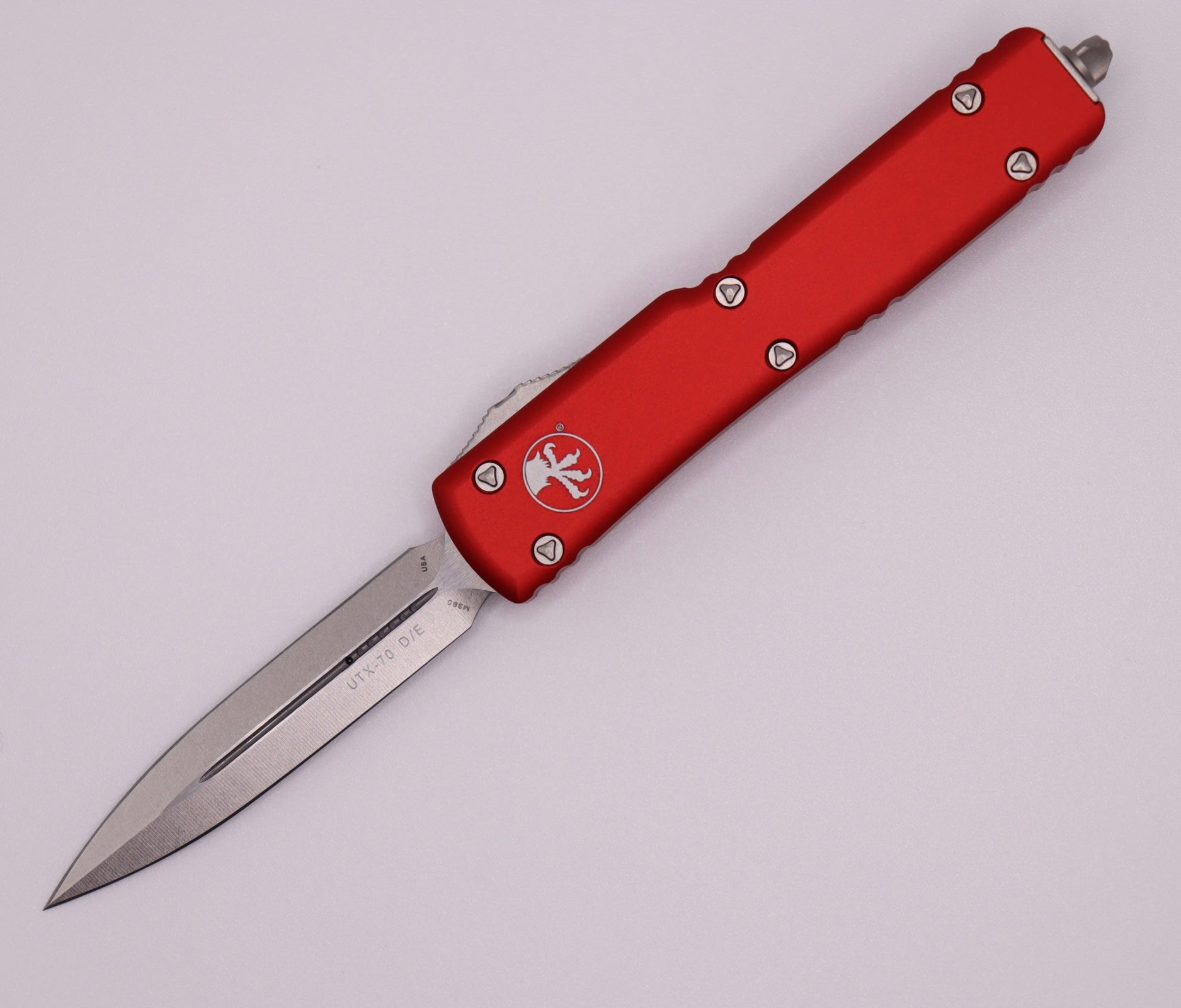 Microtech UTX-70 D/E Stonewash Standard & Red 147-10RD