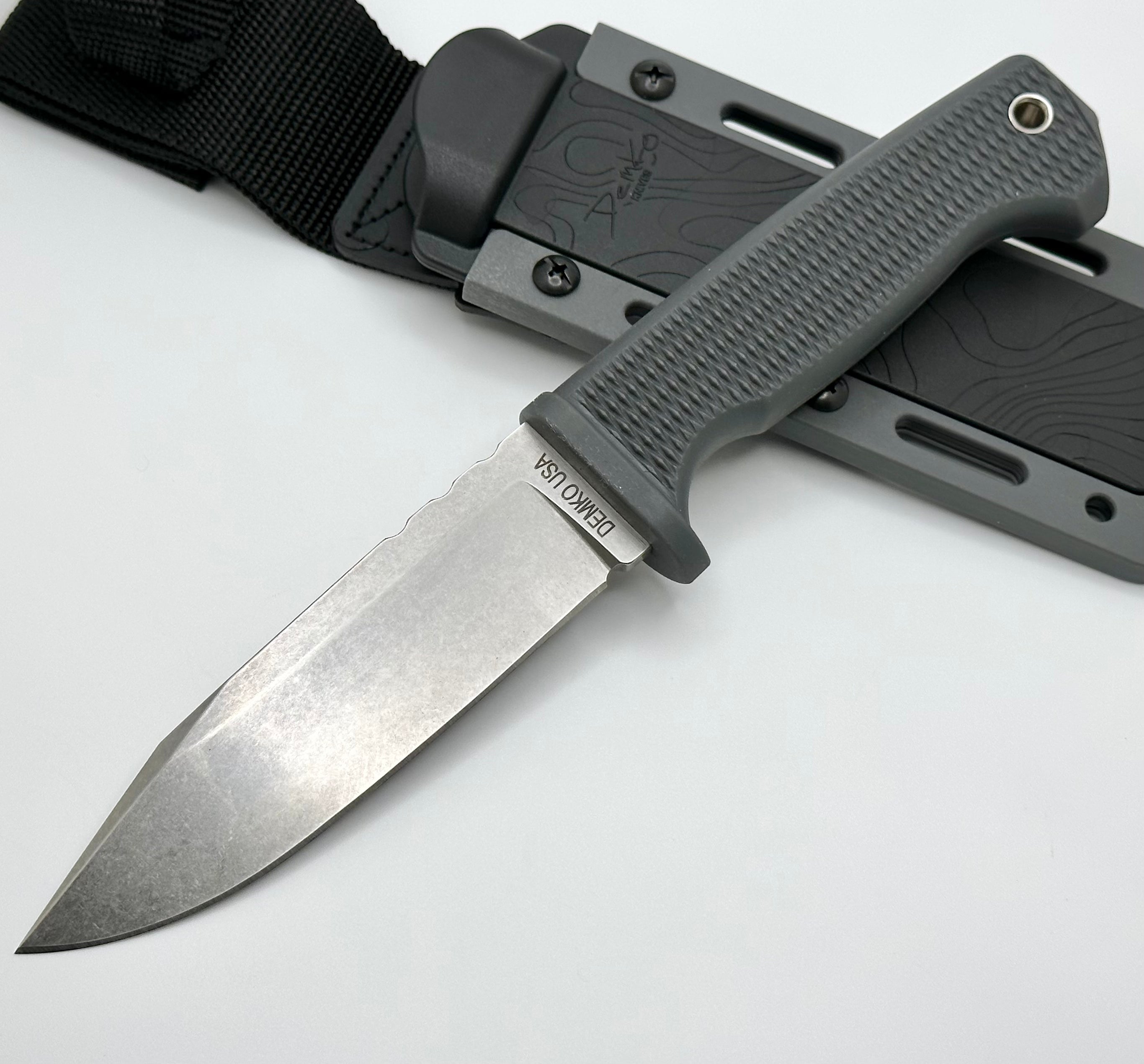 Demko FreeReign Clip Point MagnaCut & Gray Rubberized Handle