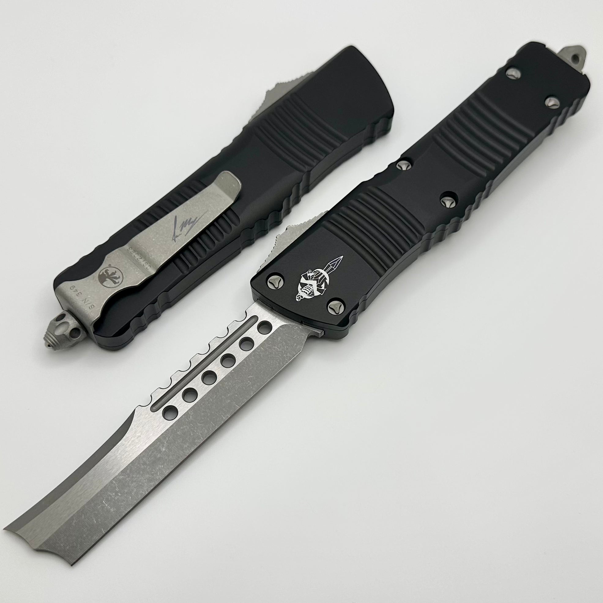 Microtech Combat Troodon Hellhound Straight Razor Apocalyptic Standard & Black Signature Series 219R-10APS