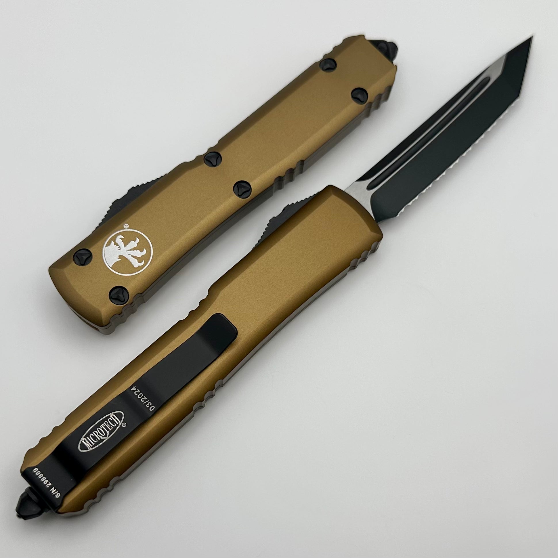 Microtech Ultratech Tanto Black Full Serrated & Tan 123-3TA