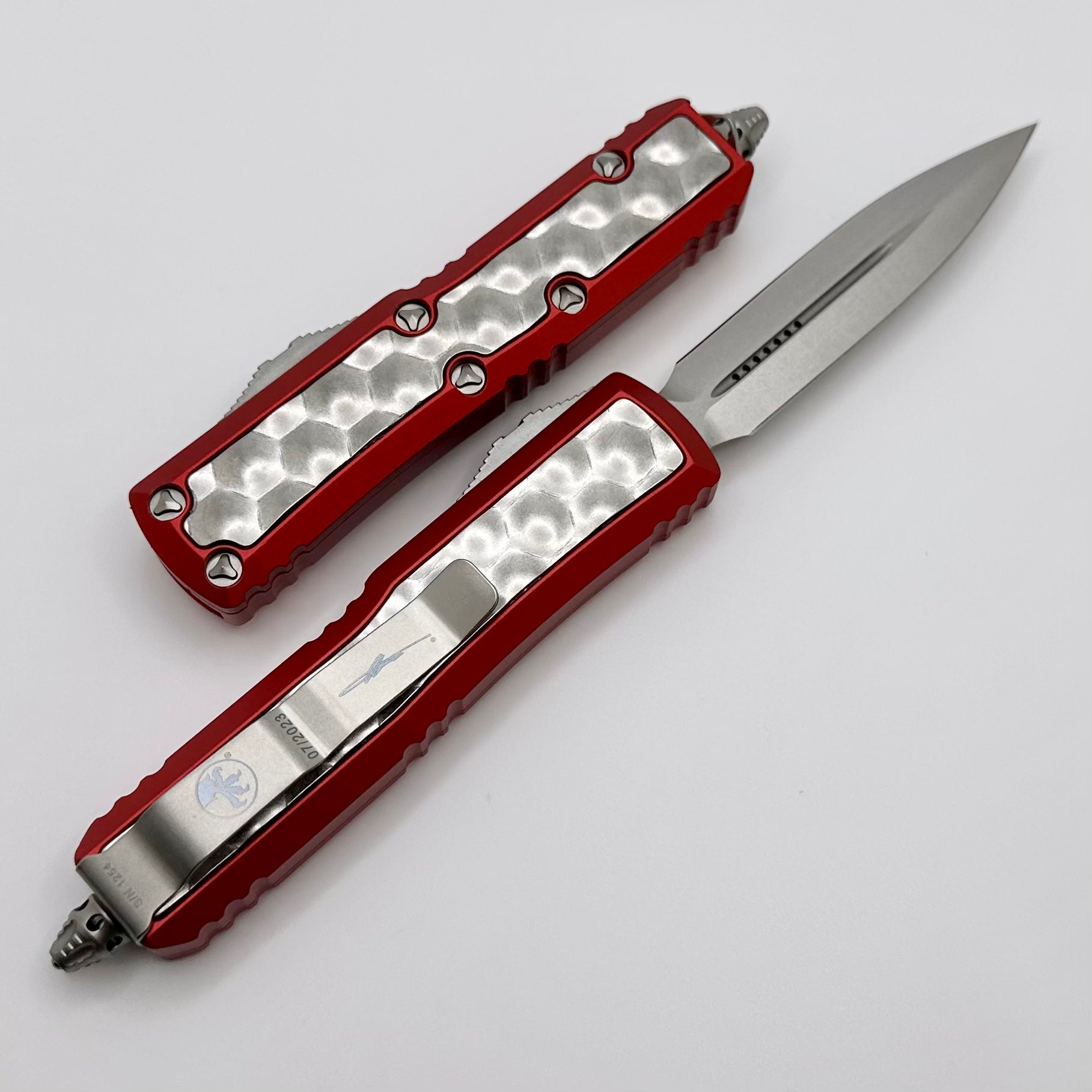 Microtech Red Daytona w/ Brute Bubble Inlays & Stonewash Double Edge Signature Series 126-10RDBIS