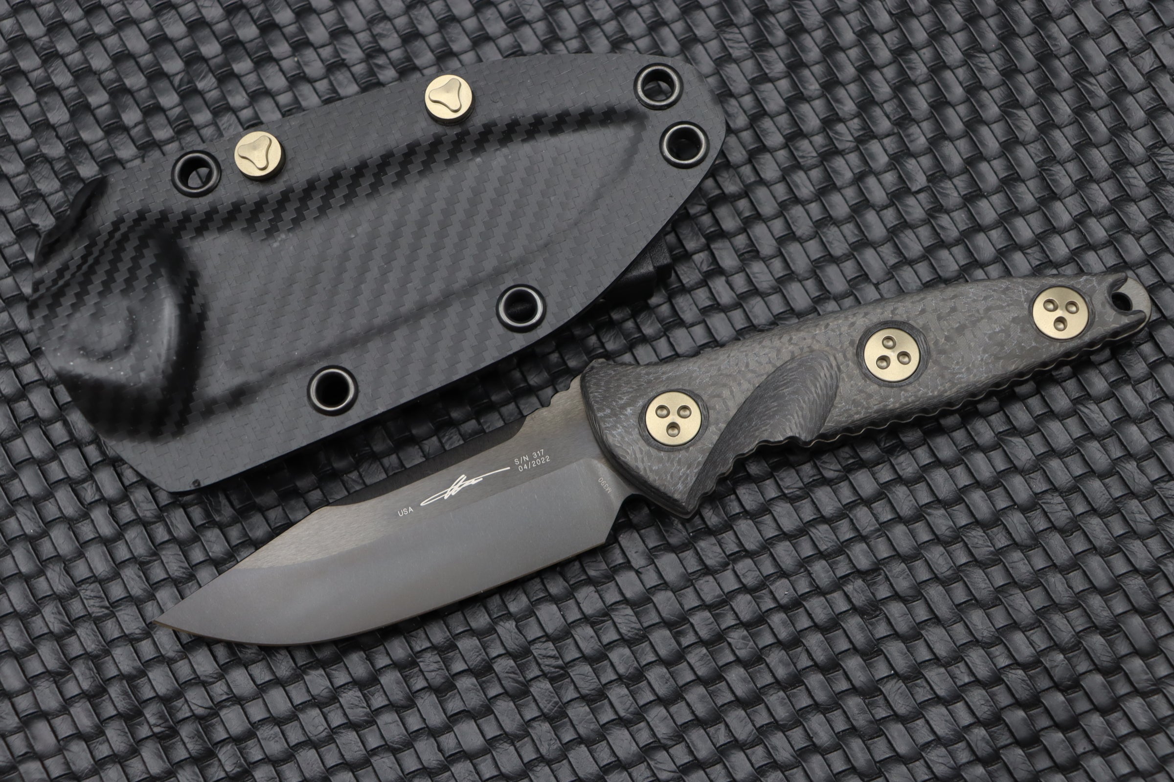 Microtech Socom Alpha Mini Single Edge Black DLC & Carbon Fiber 113M-1DLCCFS