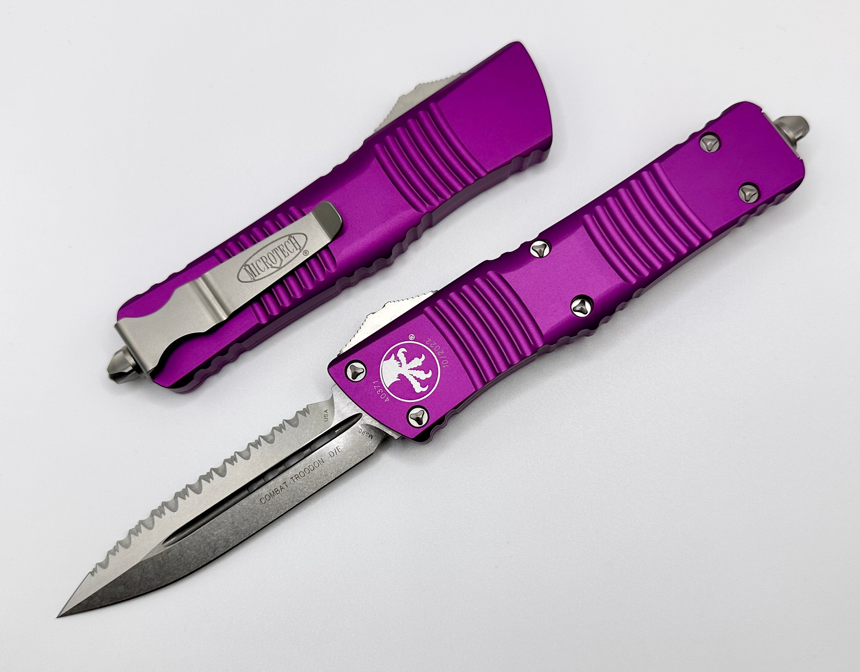 Microtech Combat Troodon Violet w/ Double Edge Stonewash Full Serrated 142-12VI