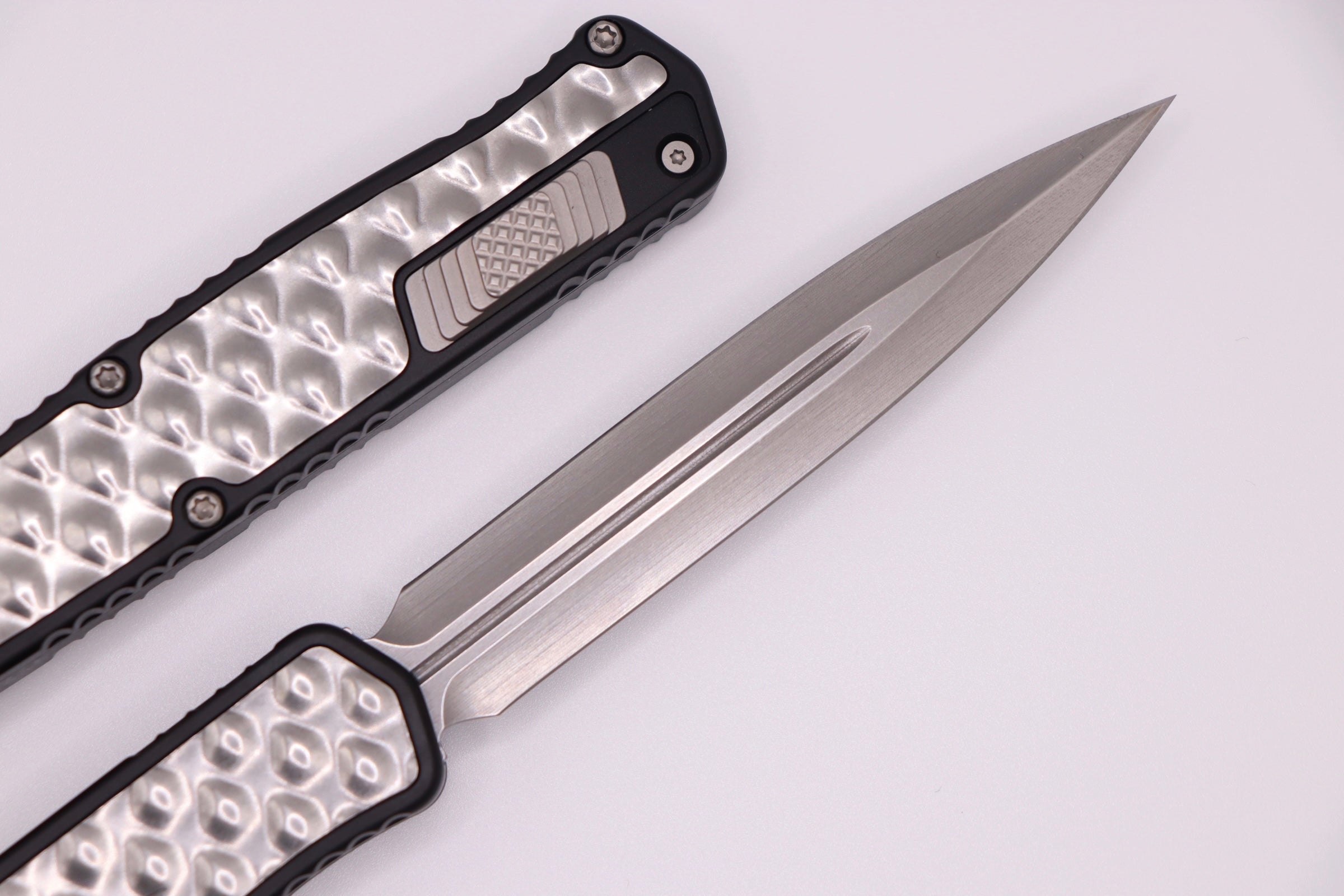 Heretic Knives Cleric II 2 Stonewash Double Edge Magnacut w/ Stainless Bubble Inlays H020-2A