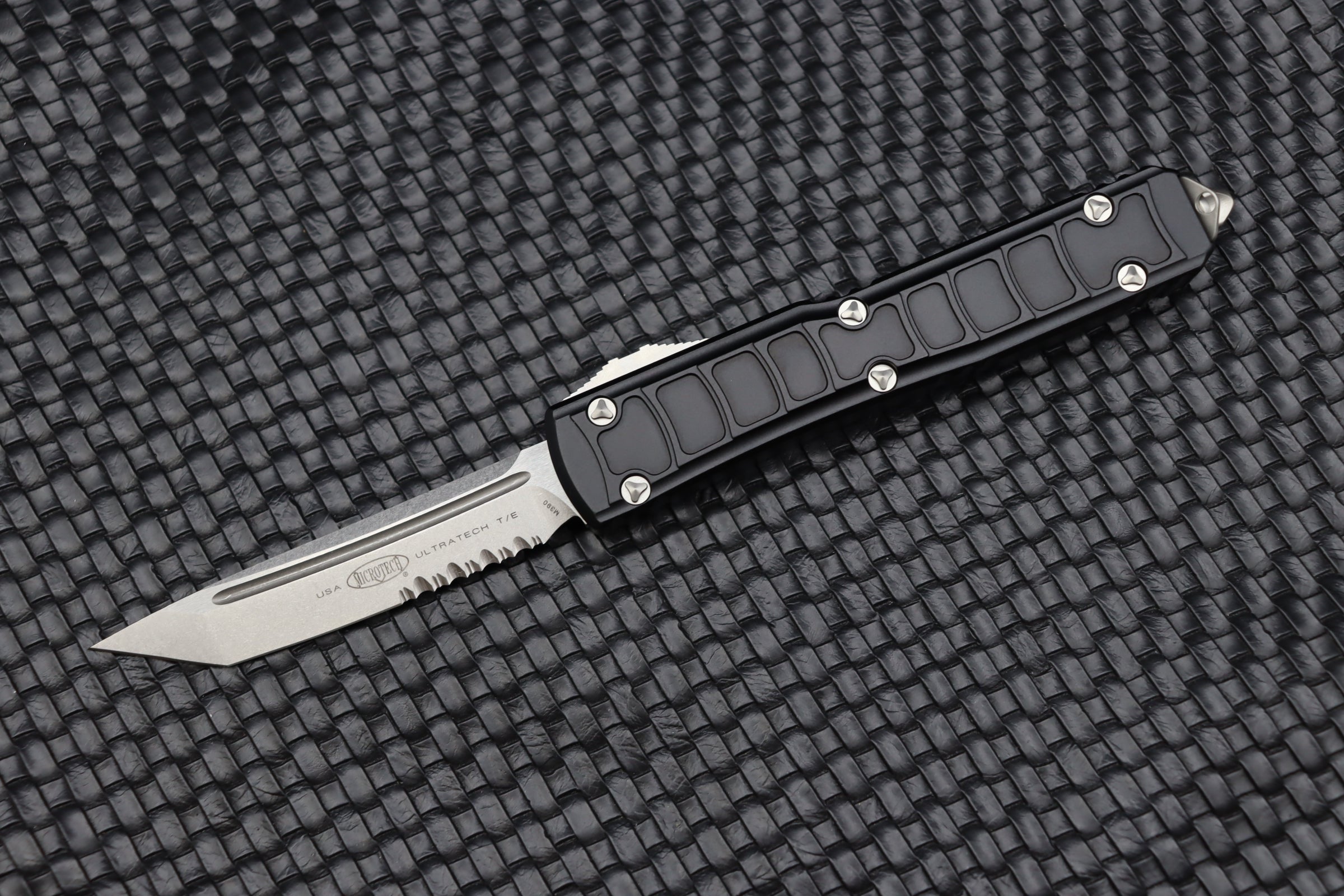 Microtech Ultratech 2 II Tanto Stonewash Partial Serrated & Black Signature Series 123II-11S