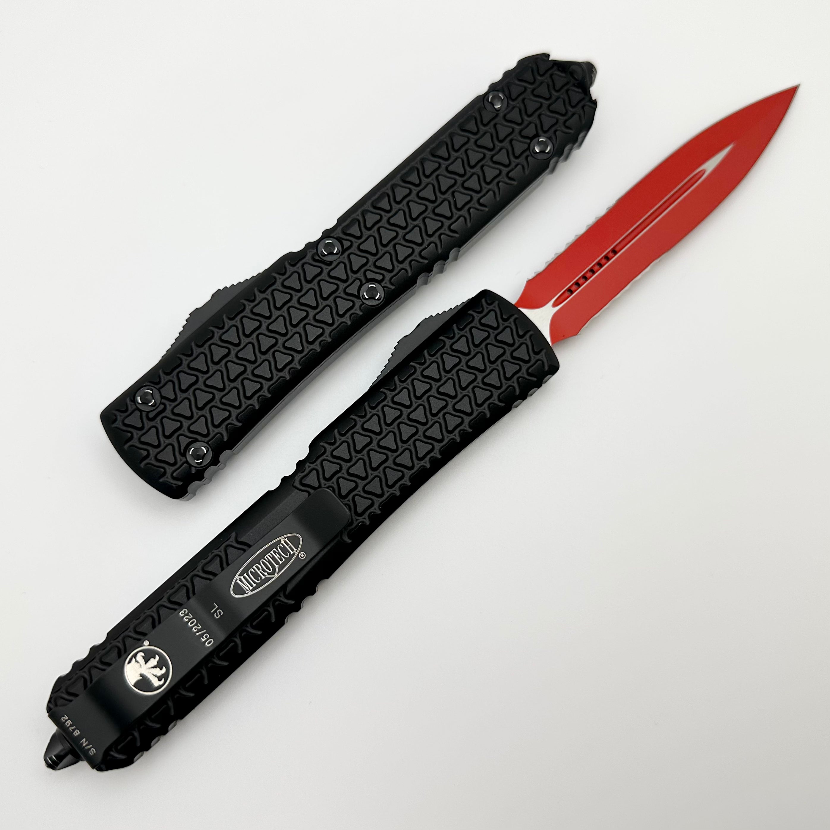 Microtech Ultratech Double Edge Sith Lord Partial Serrated Signature Series 122-2SL