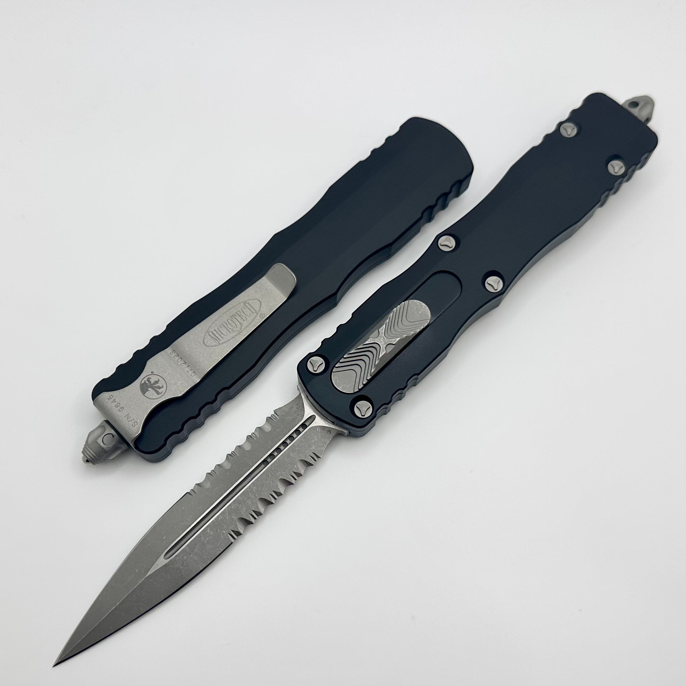 Microtech Dirac Delta Double Edge Apocalyptic Partial Serrated & Black 227-11AP