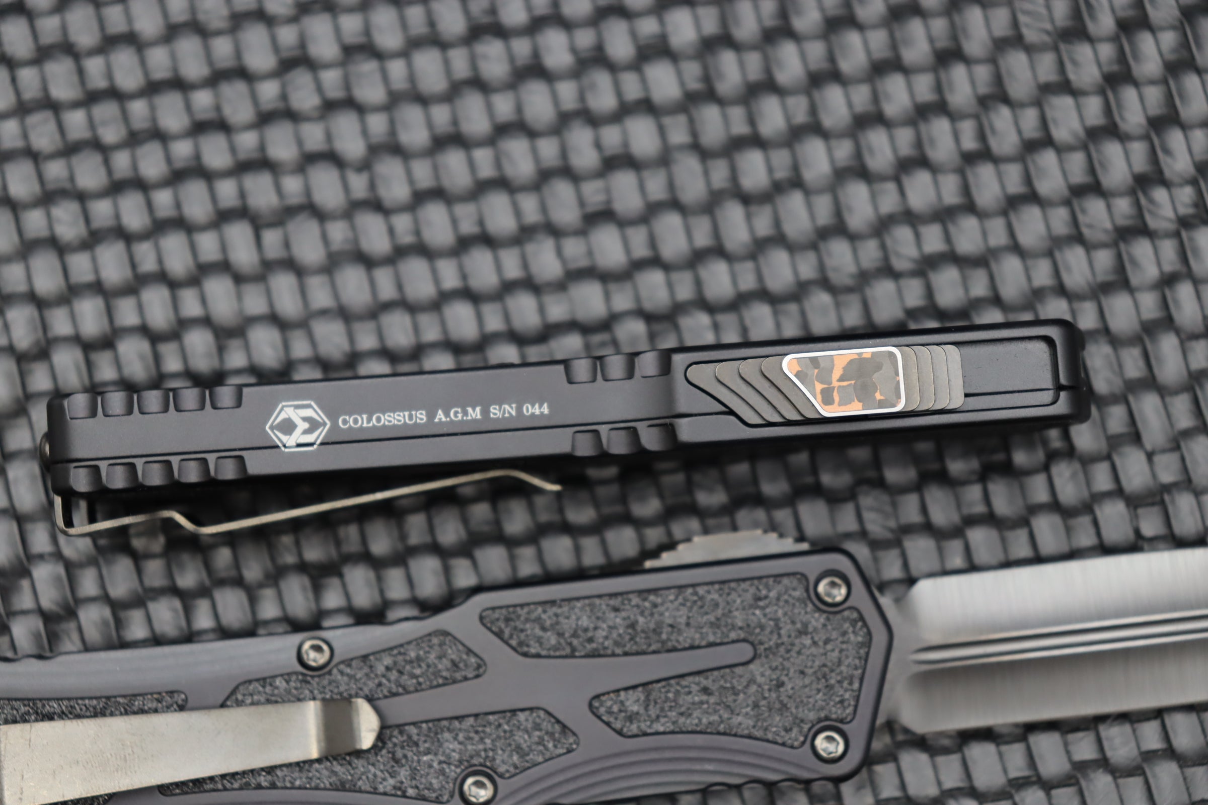 Heretic Knives Colossus DLC Double Edge & Black Handle w/ Fat Carbon Button