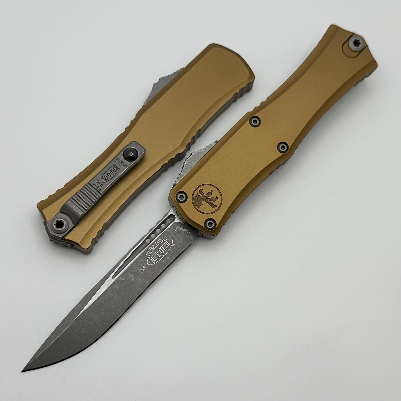 Microtech Knives Mini Hera Apocalyptic Recurve M390MK w/ Tan Handle 1705M-10APTA