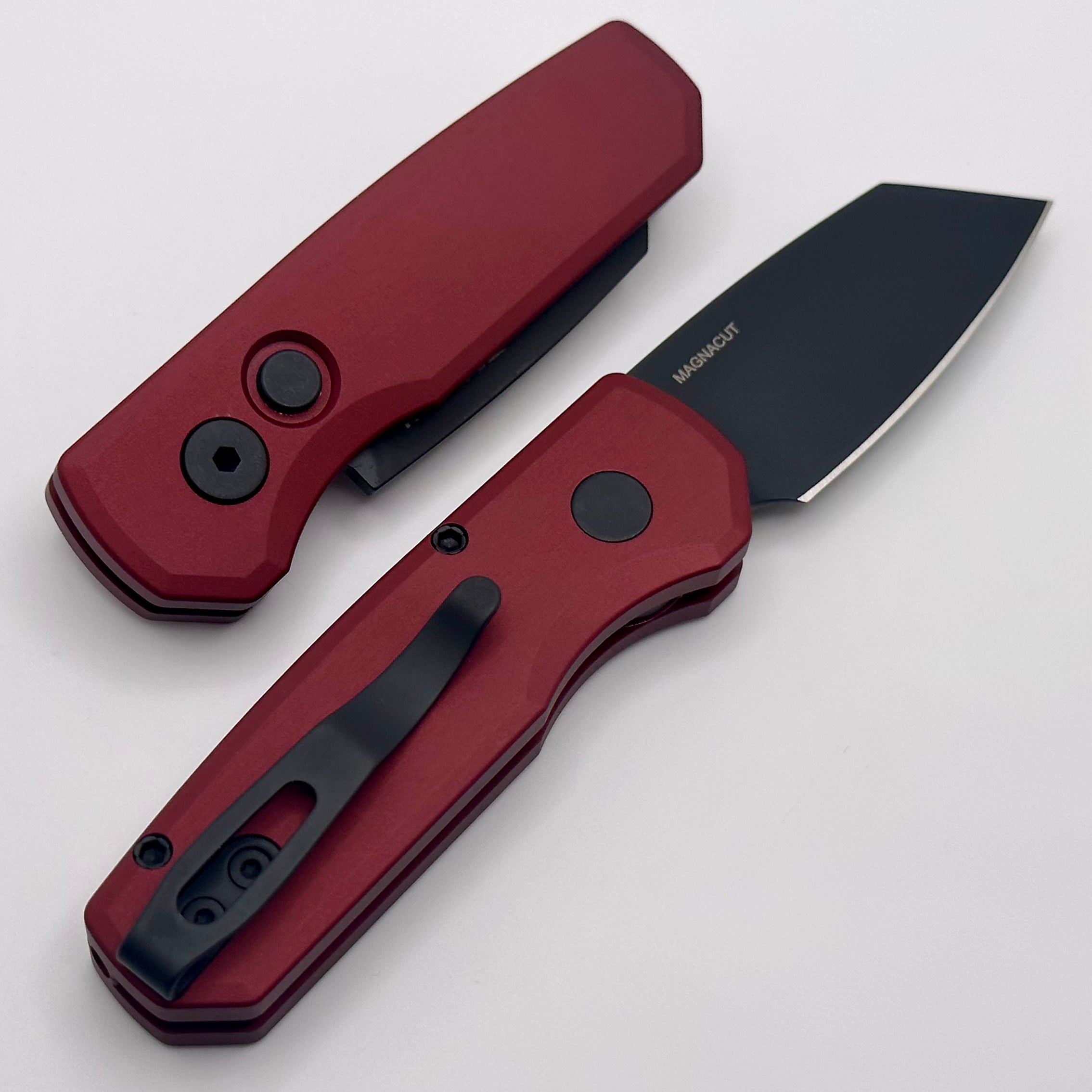 Pro-Tech Runt 5 w/ Red Handle & DLC MagnaCut Reverse Tanto R5403-RED