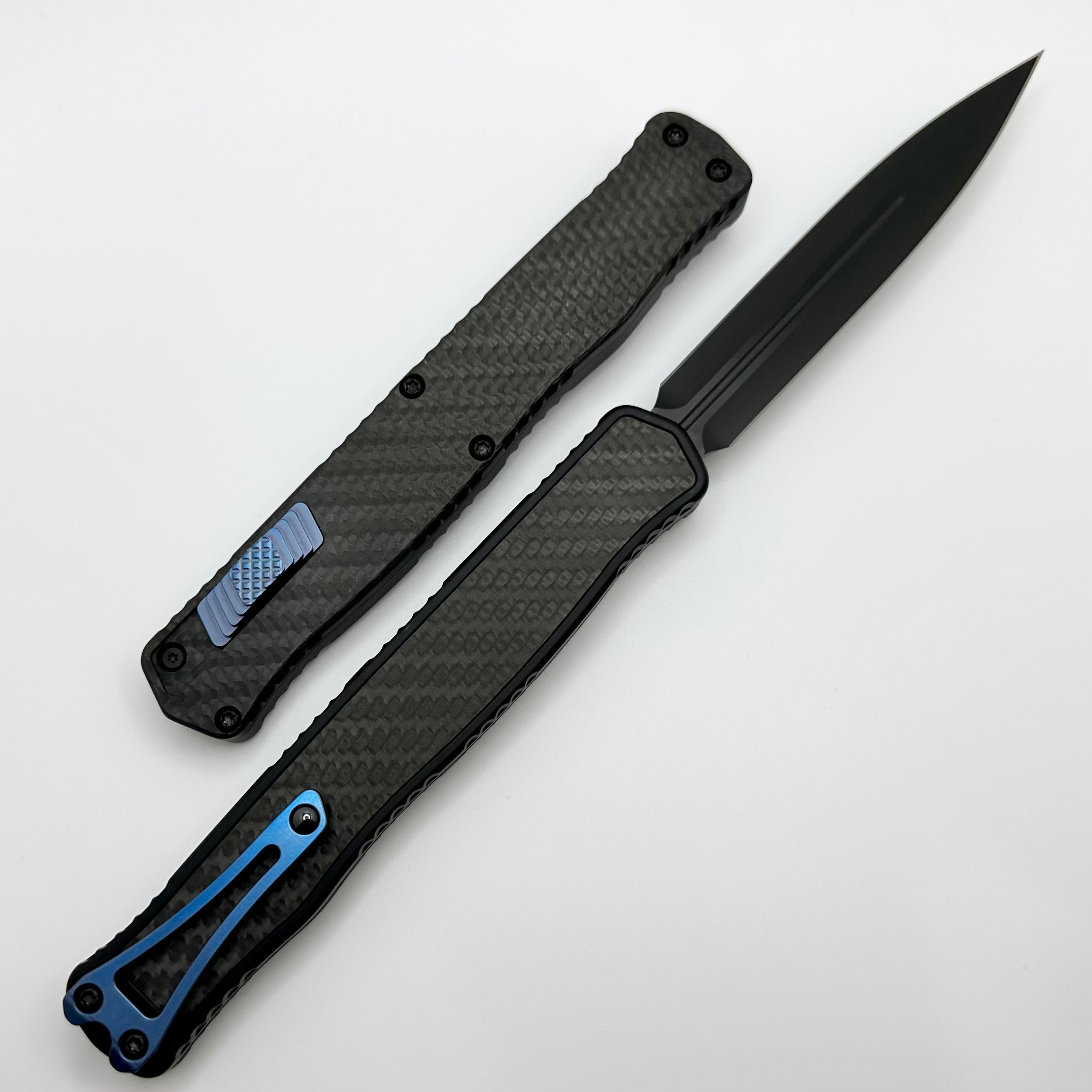 Heretic Knives Cleric II 2 Carbon Fiber DLC Double Edge Magnacut w/ Blue Ti Button/Clip H020-6A-CF/BLU