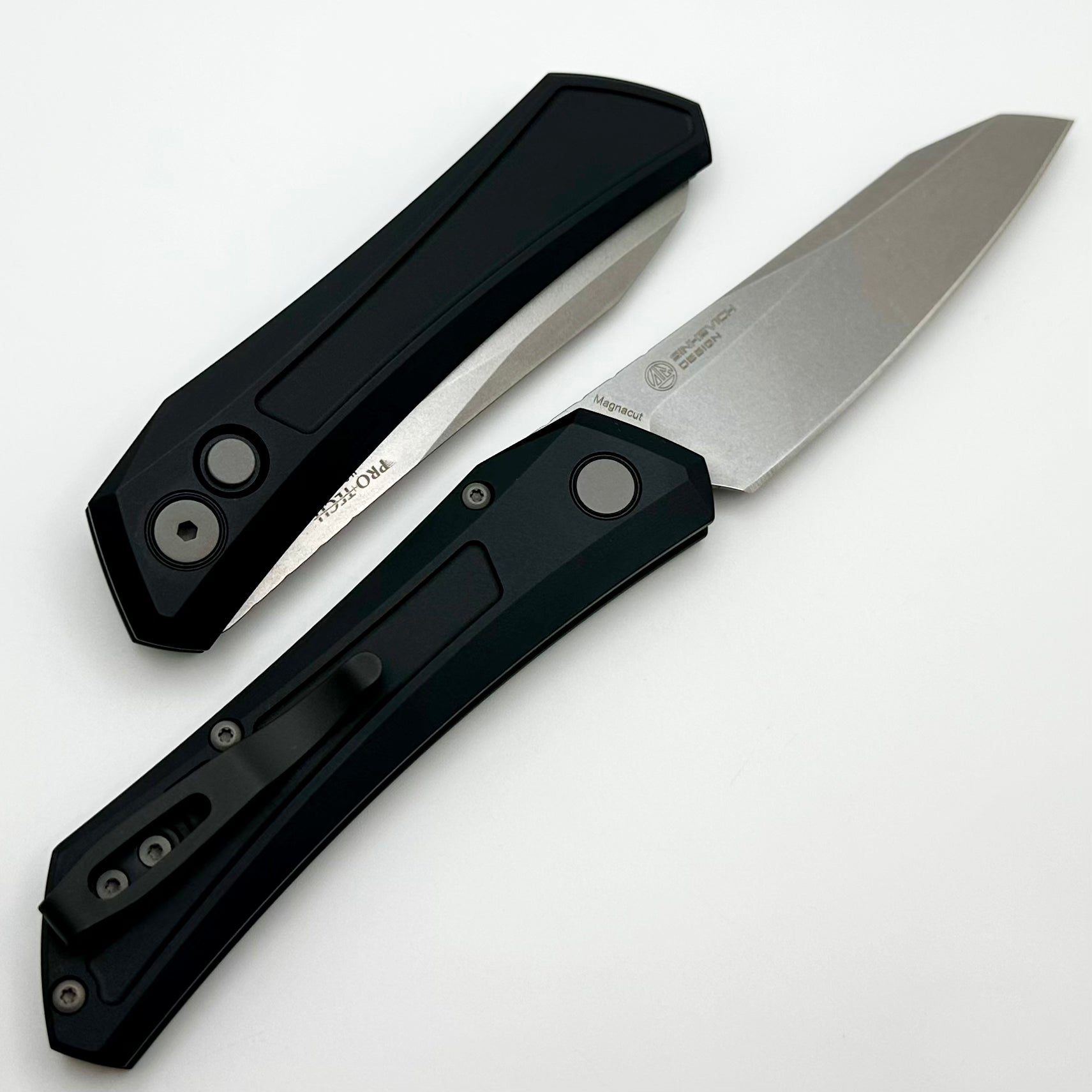 Pro-Tech Oligarch Black Aluminum Handle w/ MagnaCut DS101