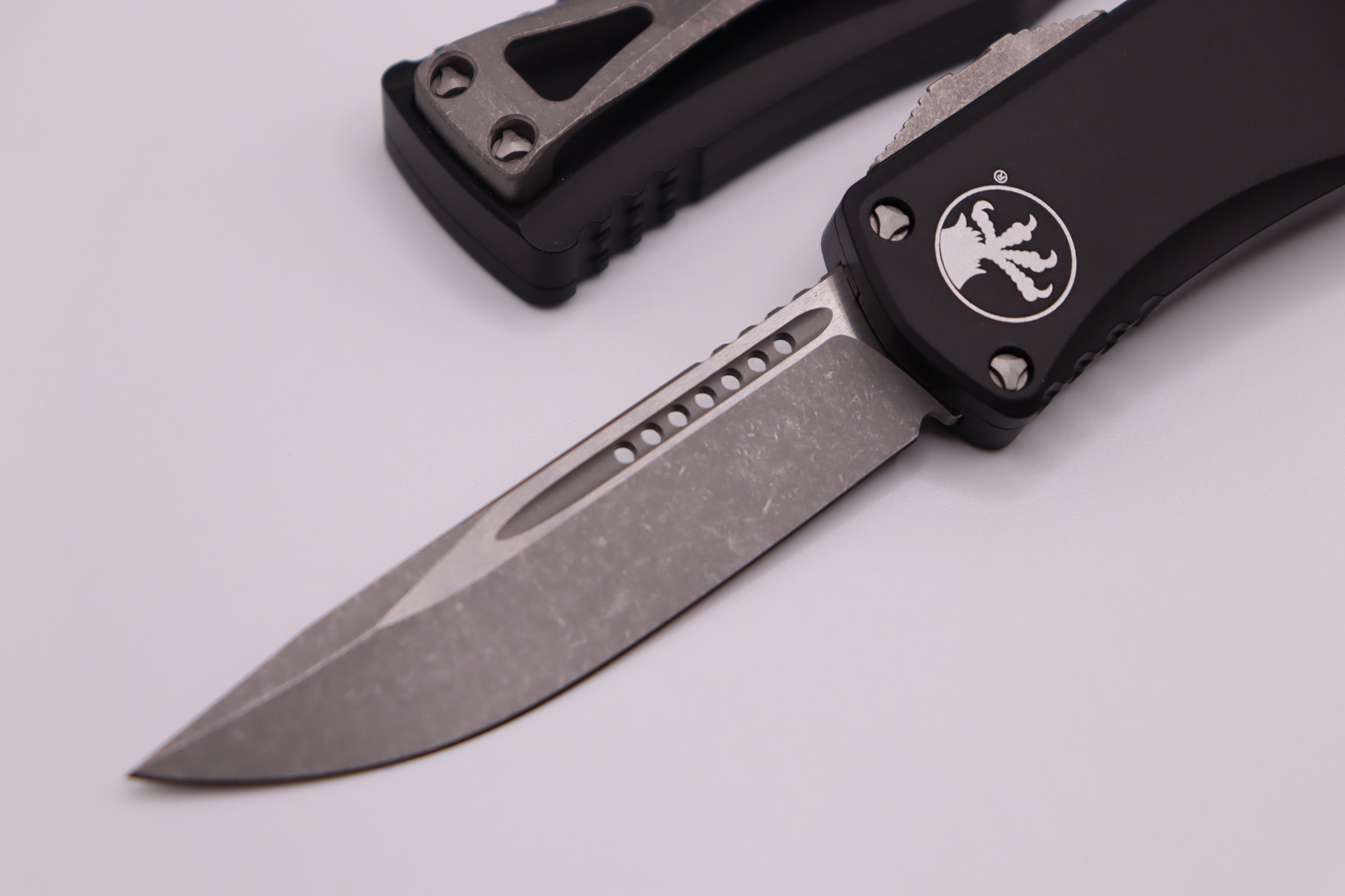 Microtech Hera Single Edge Apocalyptic Standard & Black 703-10AP