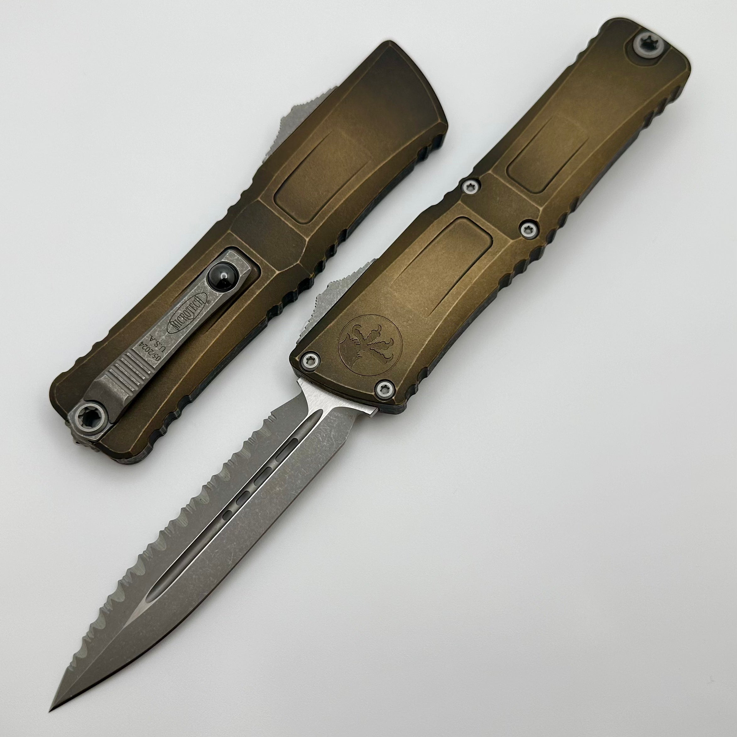 Microtech Knives Combat Troodon Gen III Apocalyptic Tan w/ Apocalyptic Full Serrated D/E 1142-12APTAAP