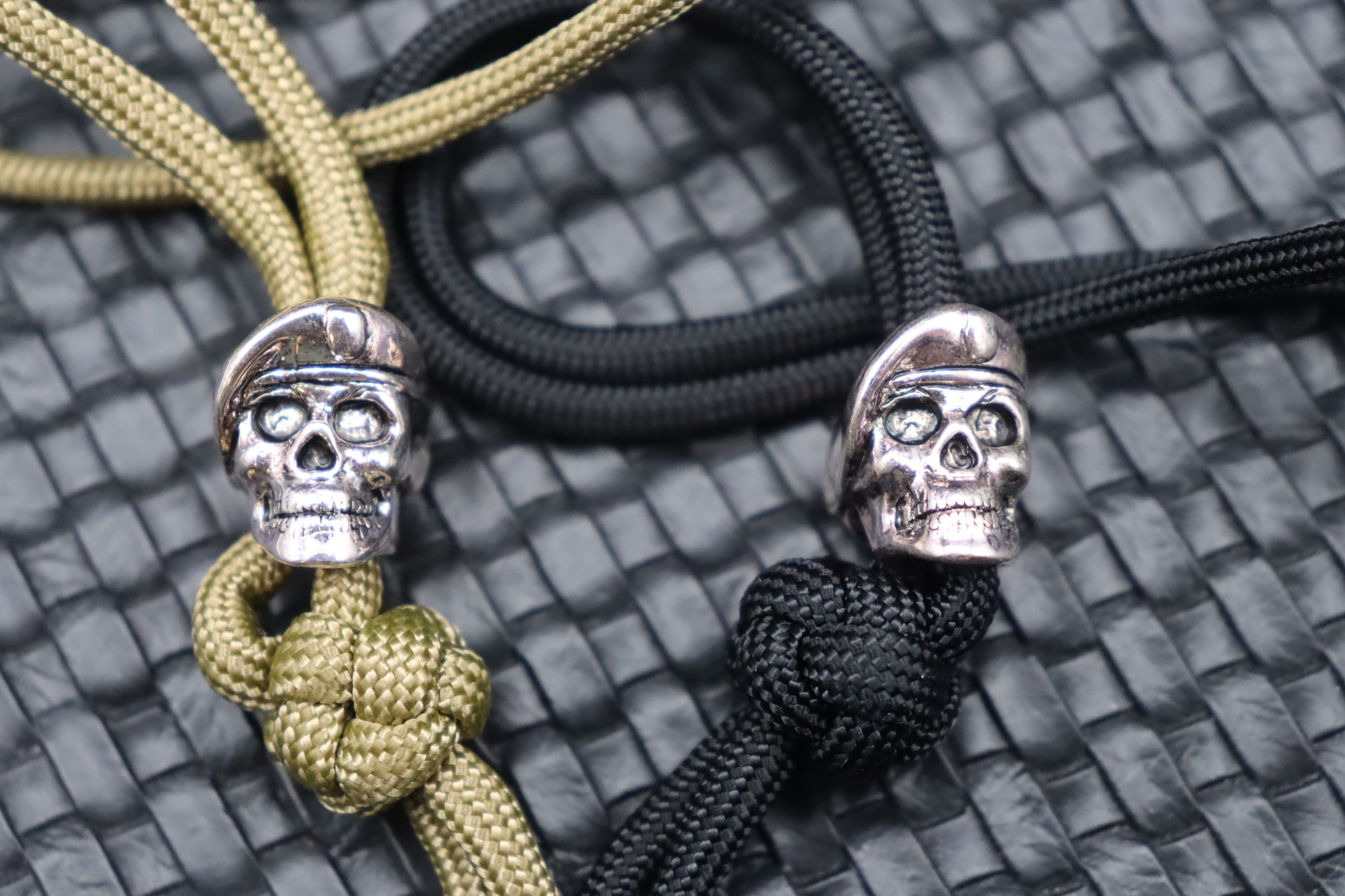 Spartan Para-Cord Lanyard with Beret Skull Bead