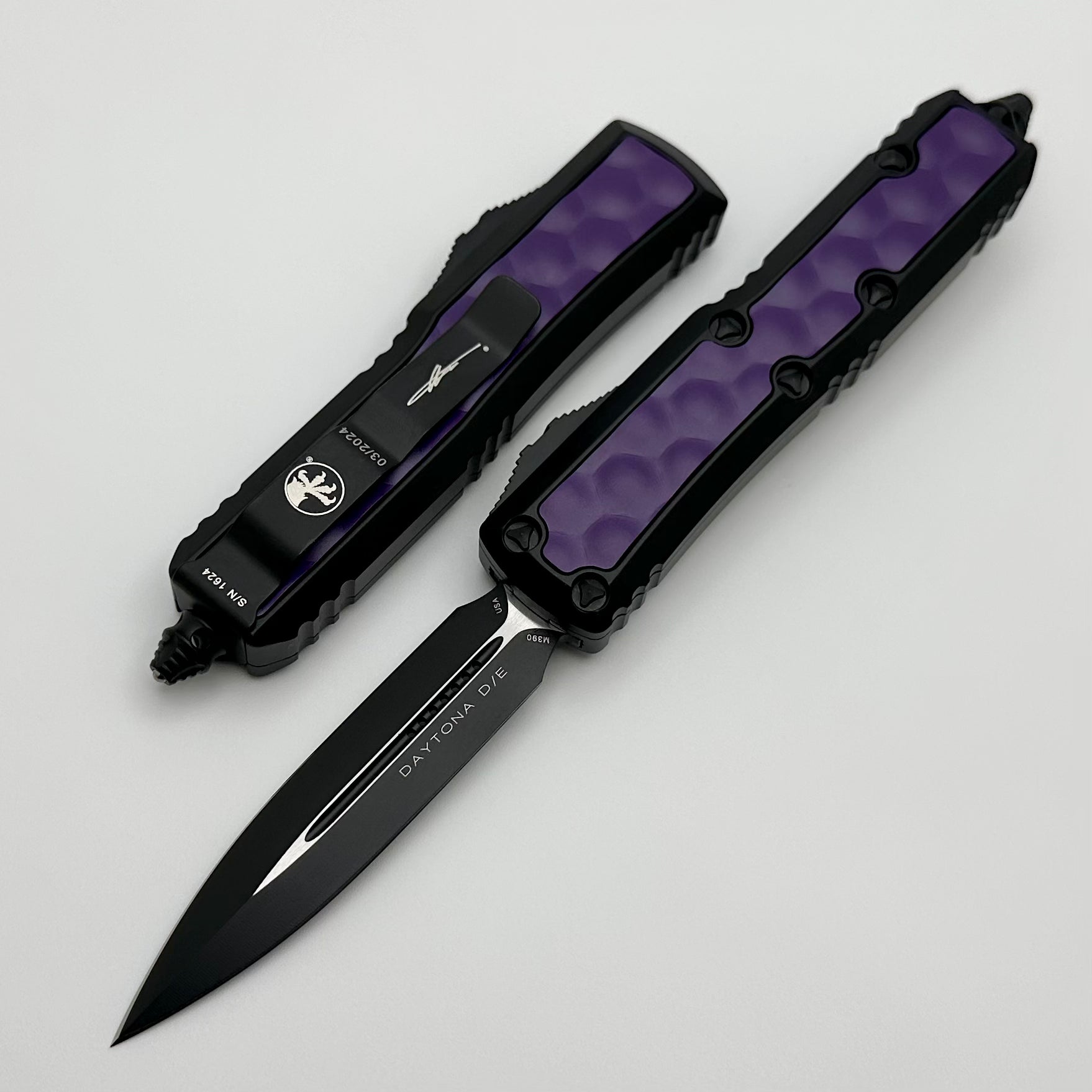 Microtech Daytona Black D/E w/ Purple Bubble Inlays Signature Series 126-1BIPUS