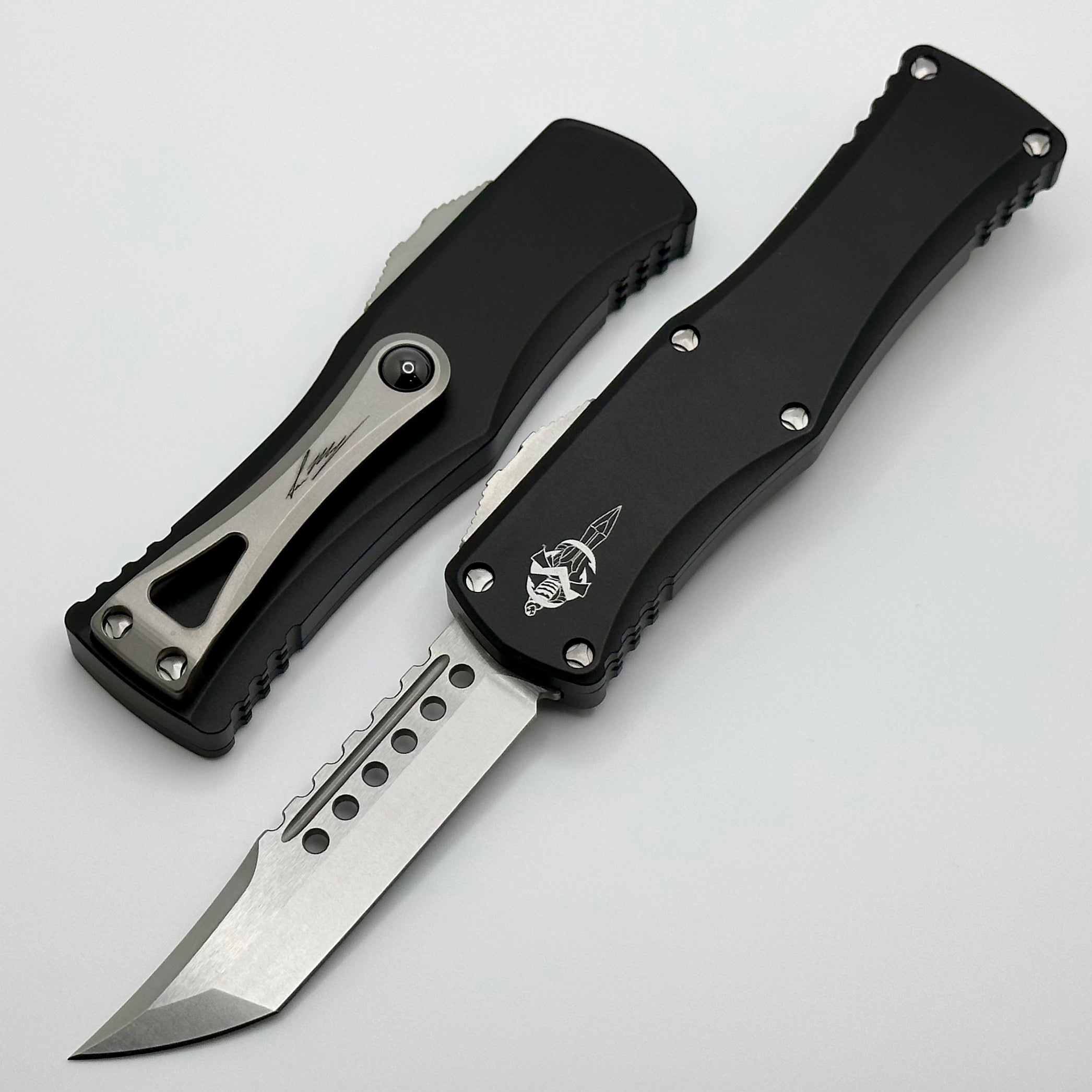 Microtech Hera Hellhound Stonewash & Black Signature Series 919-10S