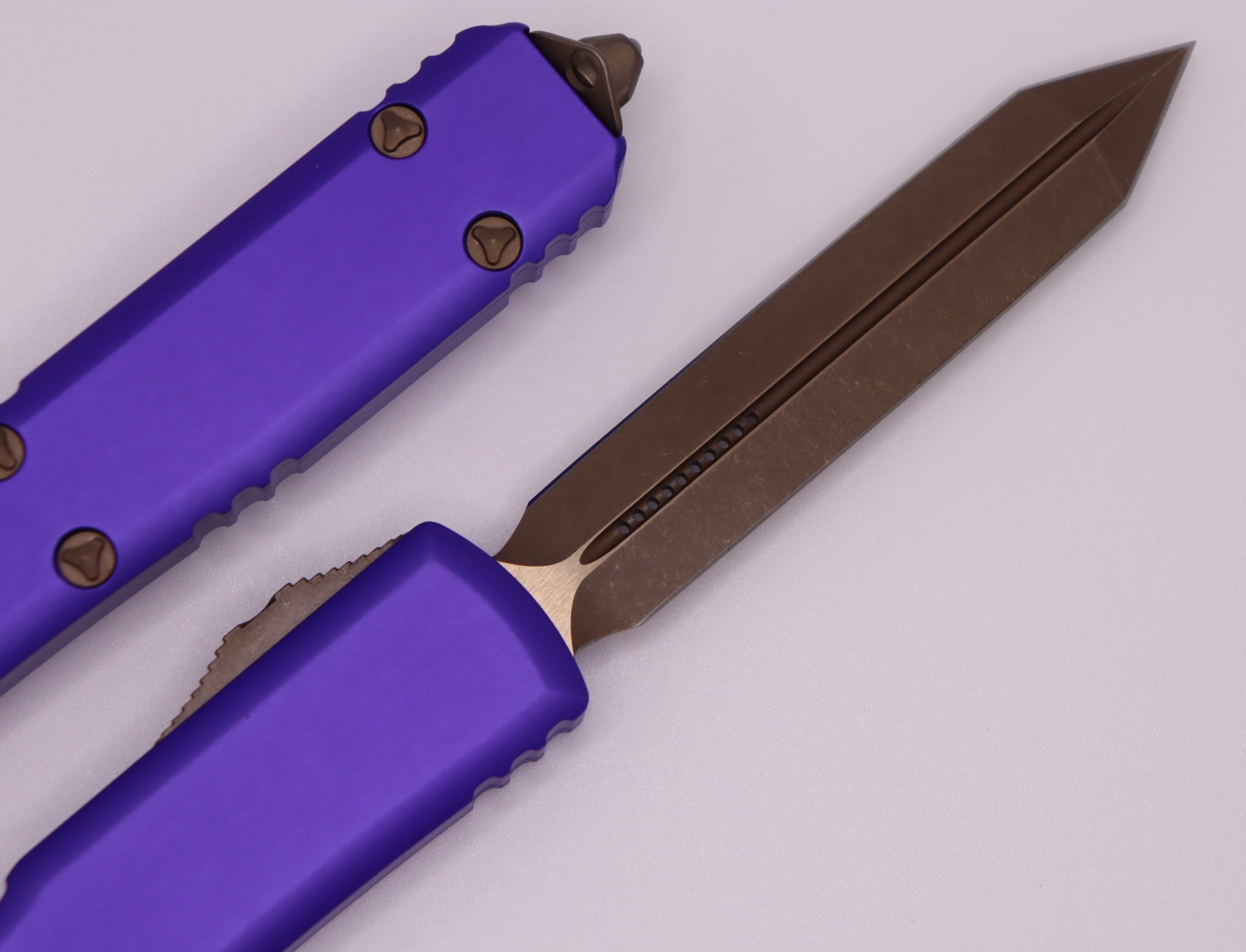 Microtech Ultratech Spartan w/ Bronzed Apocalyptic Standard & Purple 223-13APPU