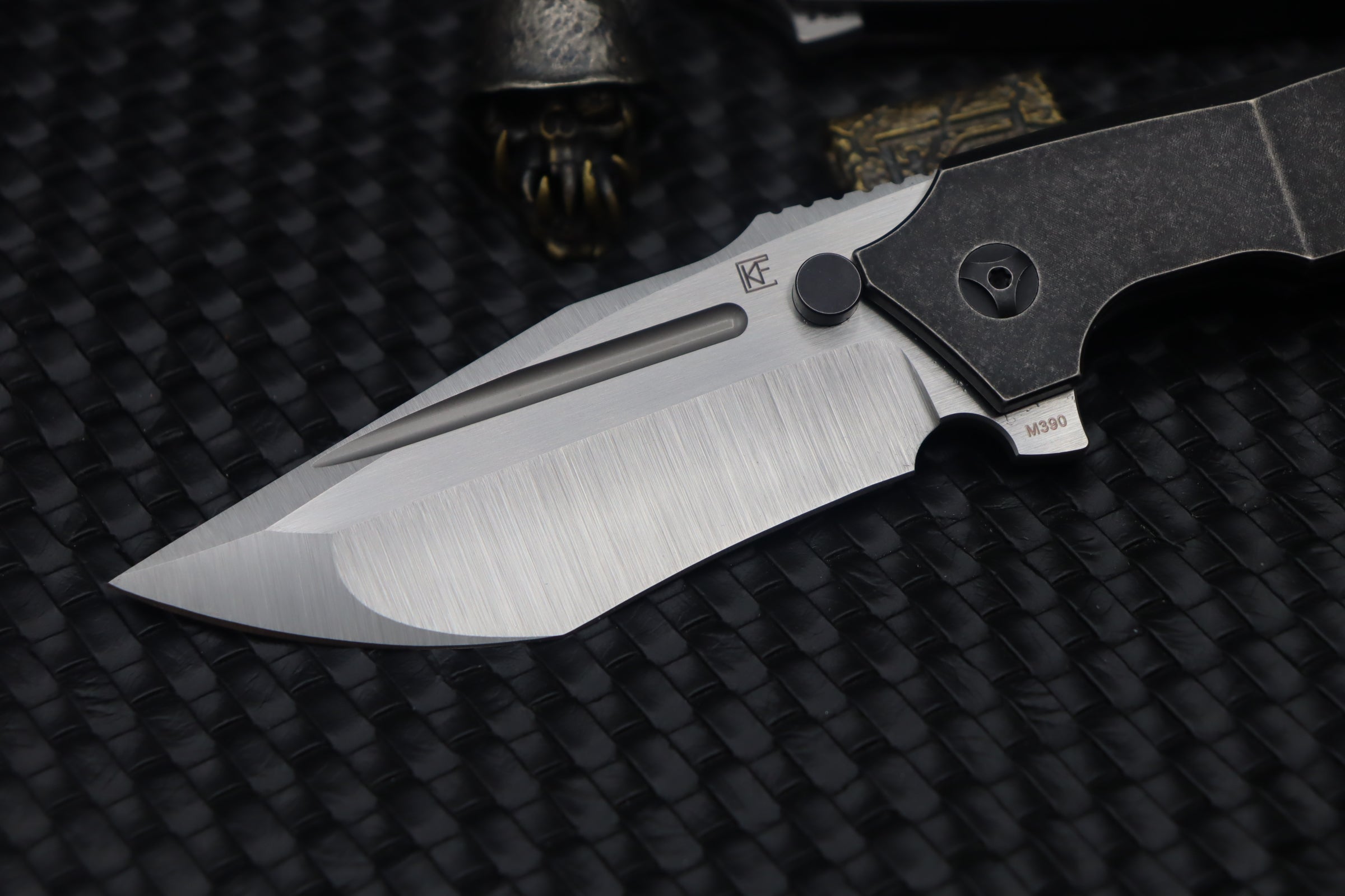 Custom Knife Factory Satori 2.0 Blackwash Ti Intergal with Satin M390 Compound Ground Blade