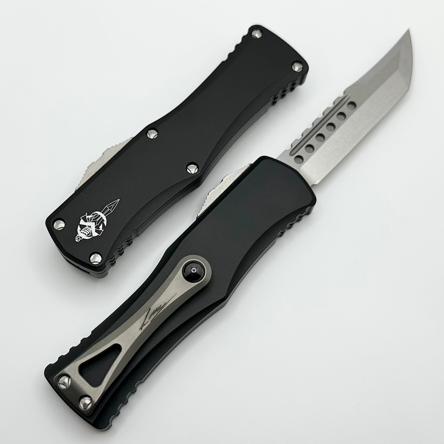 Microtech Hera Hellhound Stonewash & Black Signature Series 919-10S