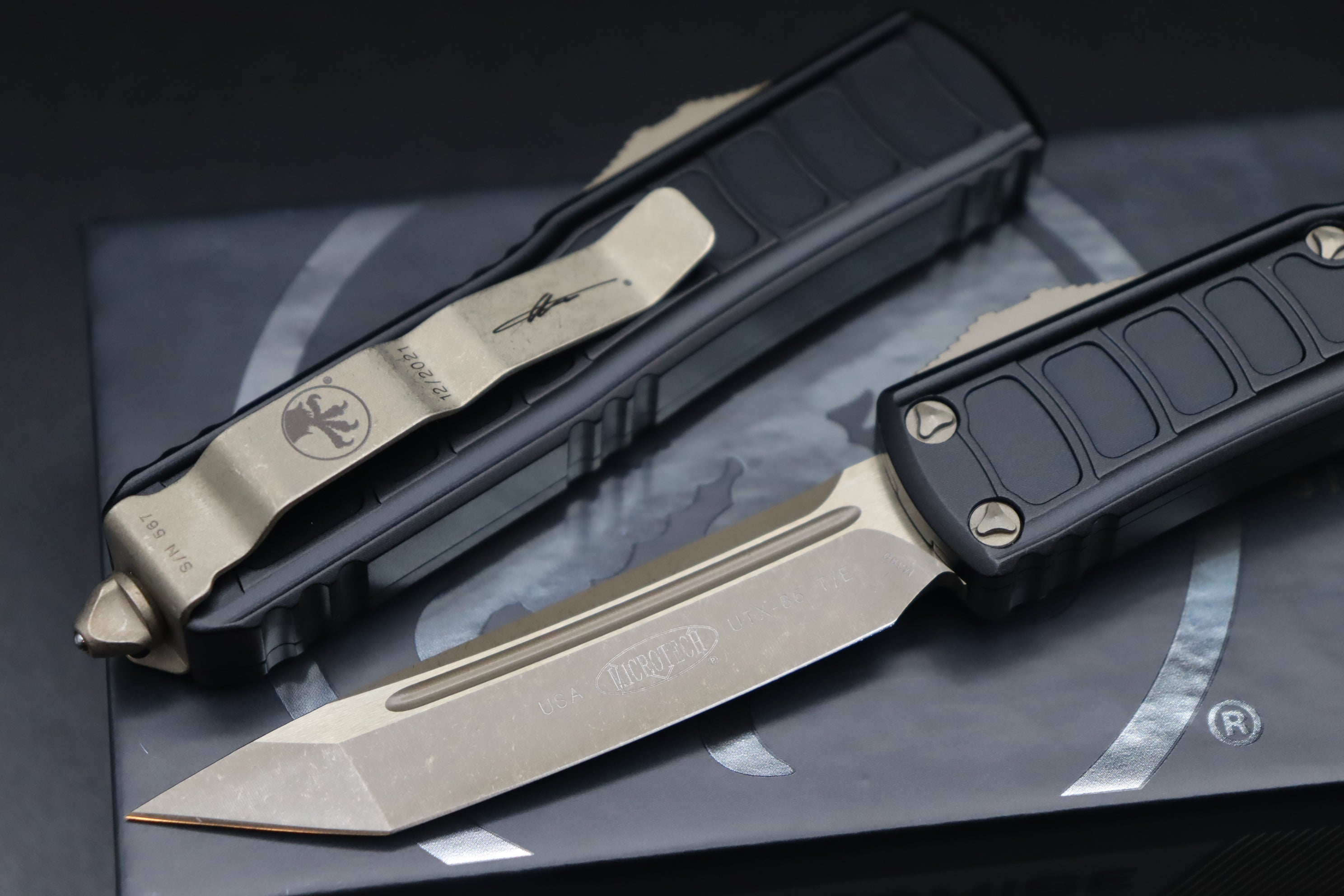 Microtech UTX-85 2 T/E Signature Series Apocalyptic Bronze Standard 233II-13APS