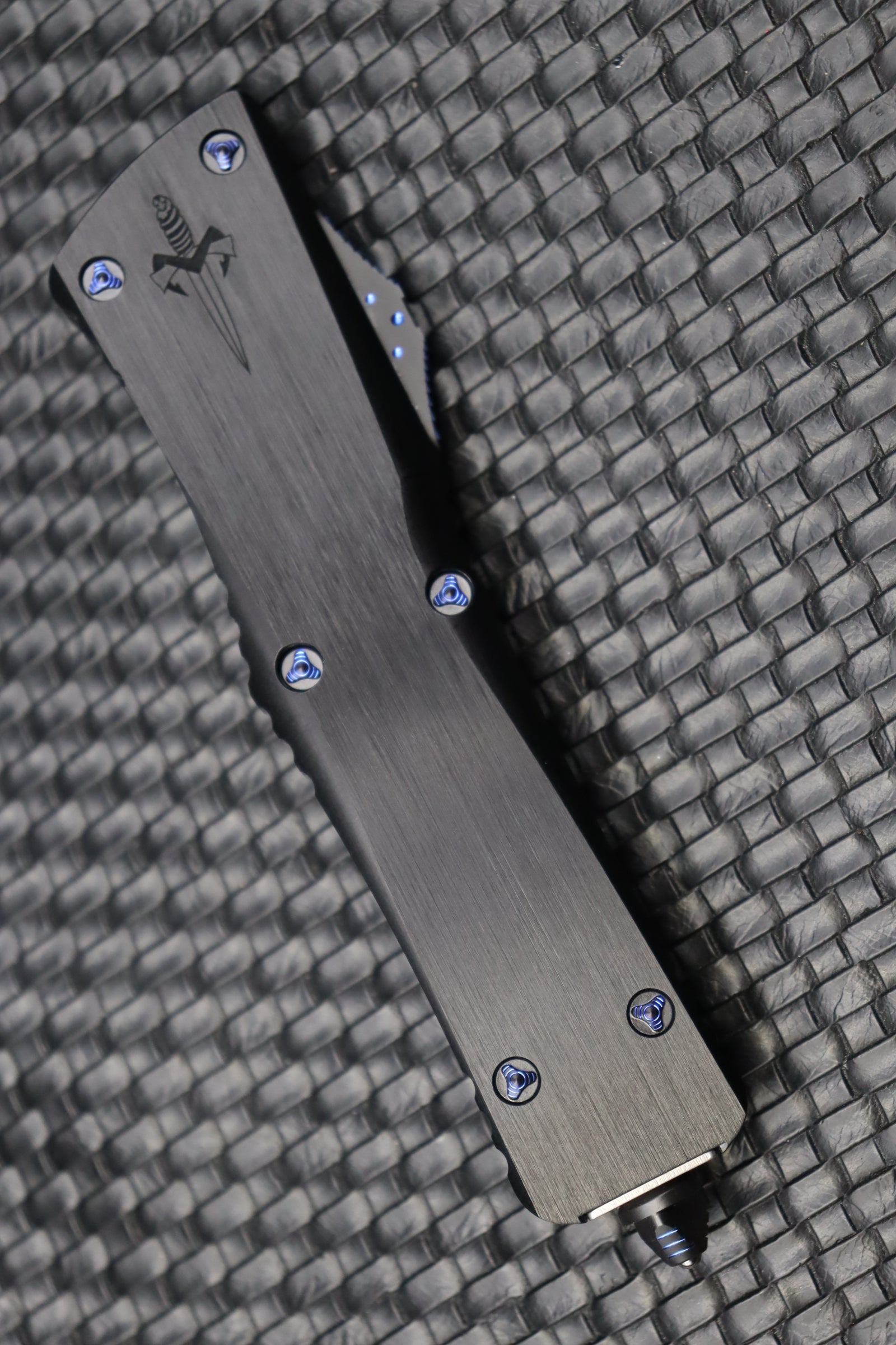 Marfione Custom Knives Combat Troodon D/E Mirror Polish w/ Hefted Black Handle & Blue Ringed Hardware