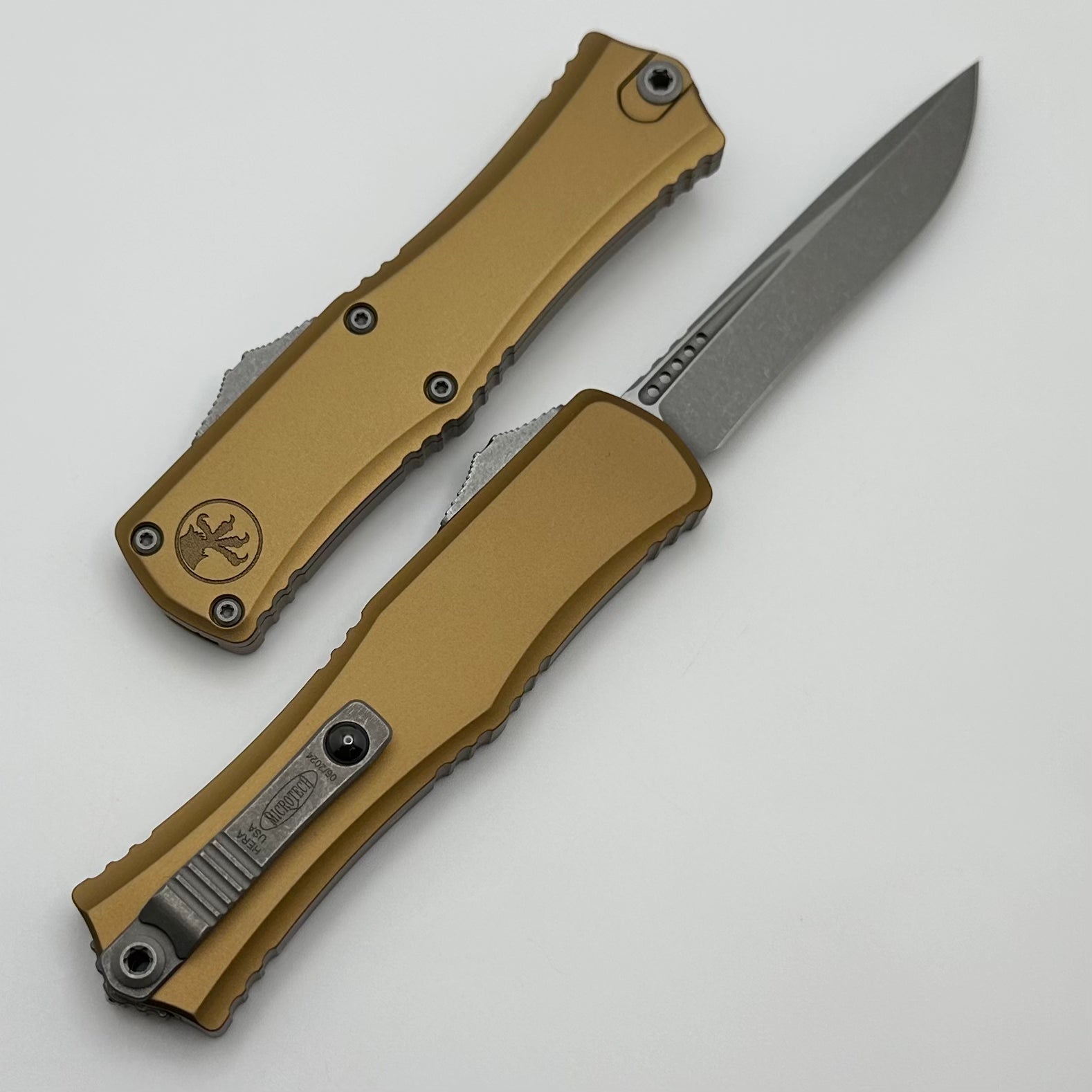 Microtech Knives Mini Hera Apocalyptic Recurve M390MK w/ Tan Handle 1705M-10APTA