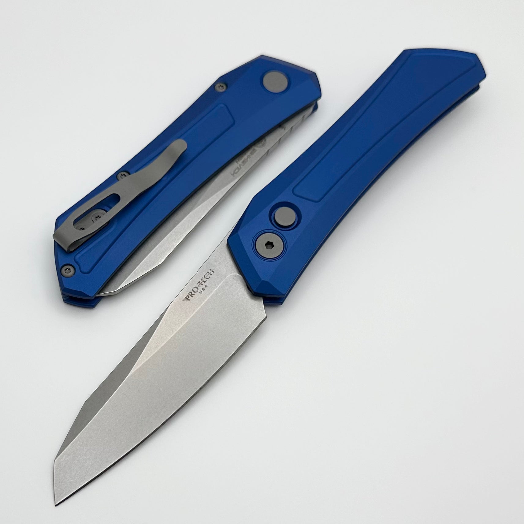 Pro-Tech Oligarch Blue Aluminum Handle w/ Stonewash MagnaCut DS101-BLUE