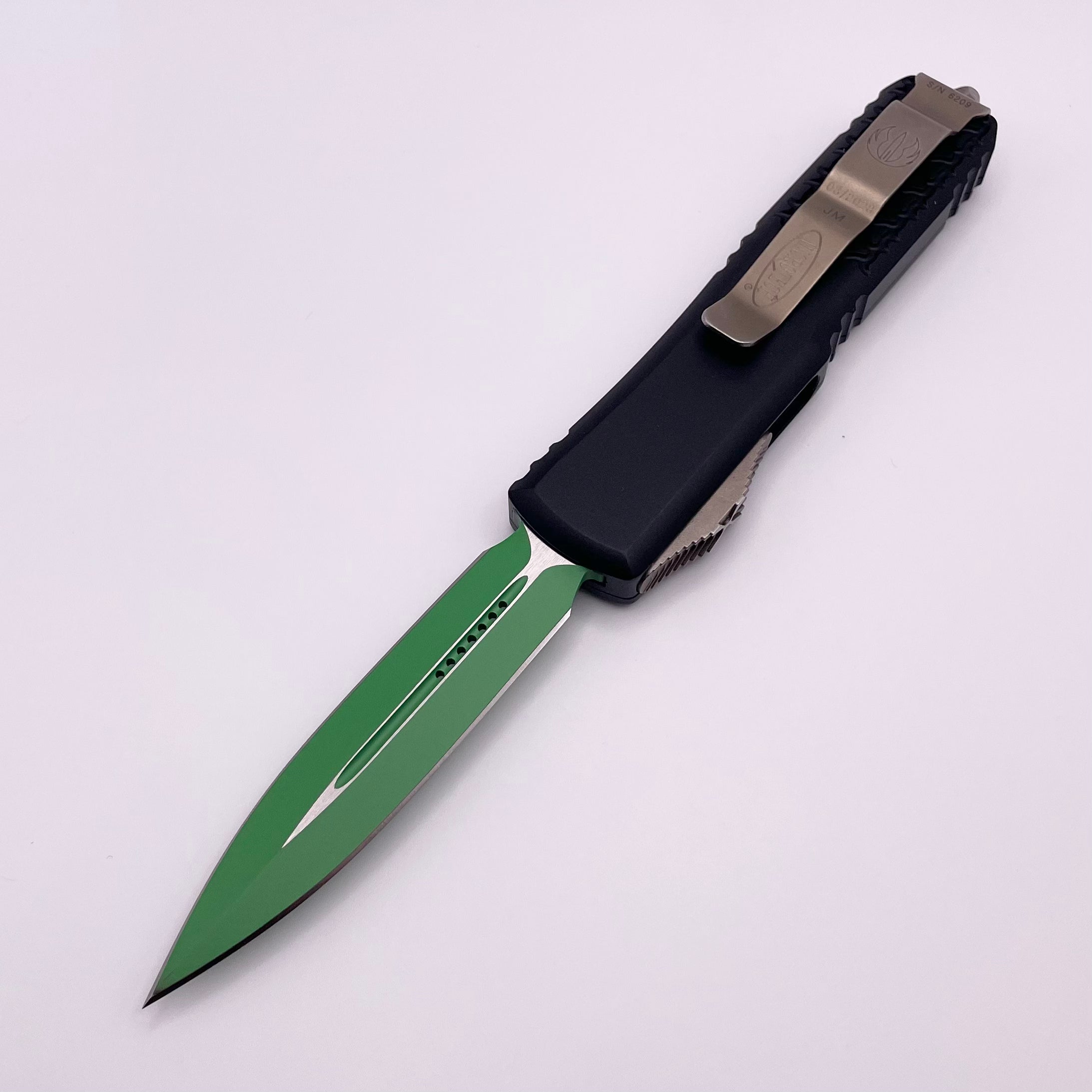 Pre Owned Microtech UTX-85 Jedi Master Green M390 w/ Black Chassis and Bronze Hardware 232-1JM