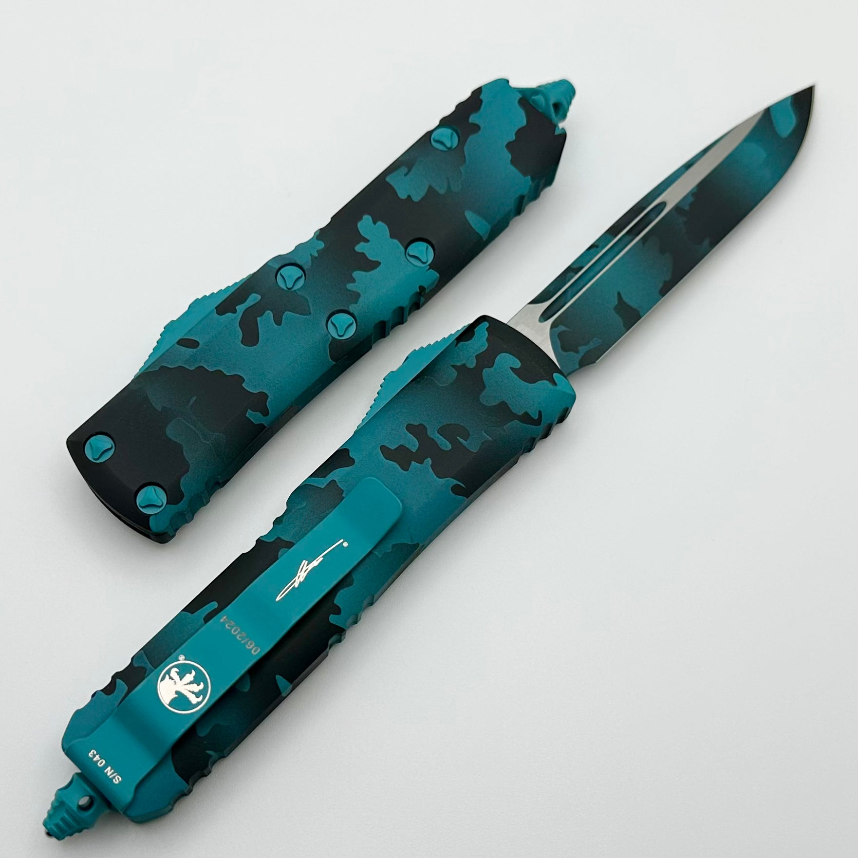 Microtech UTX-85 S/E Turquoise Camo Standard Signature Series 231-1TQCS