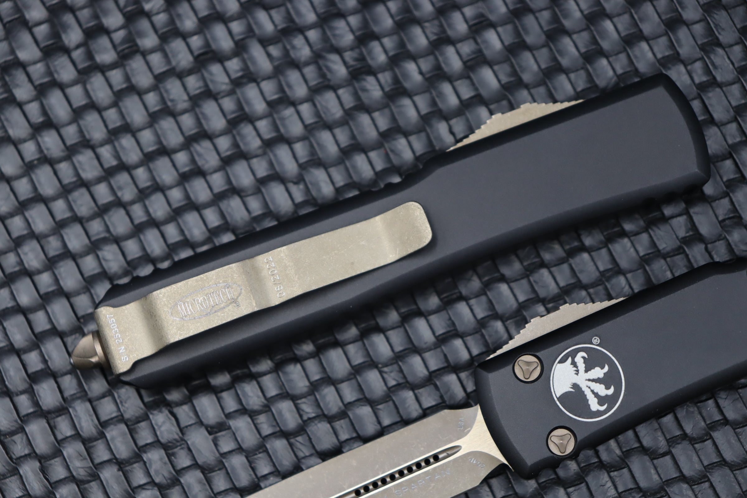 Microtech Ultratech Spartan w/ Bronzed Apocalyptic & Black 223-13AP