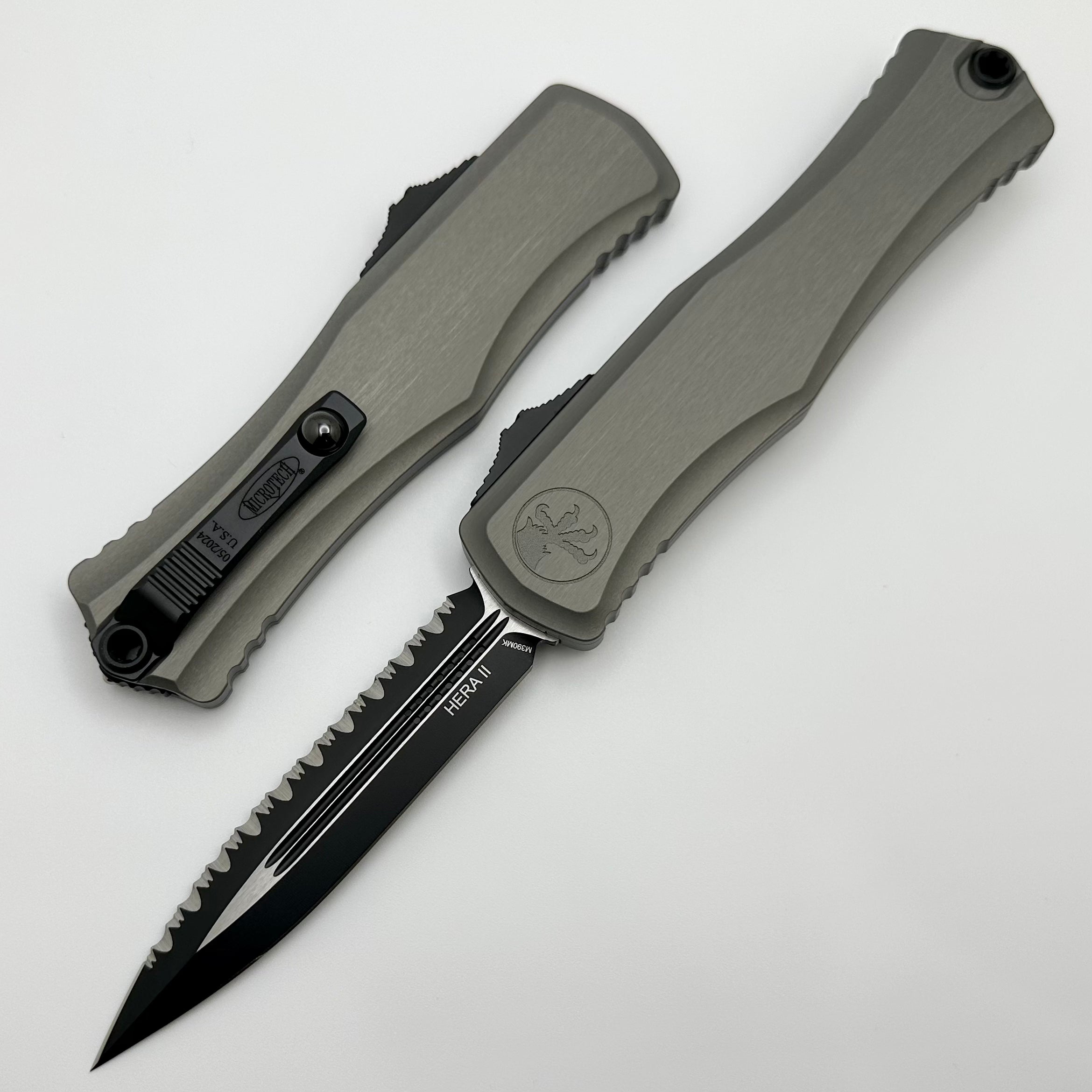 Microtech Knives Hera II Apocalyptic Natural Clear w/ Black Full Serrated D/E 1702-3NC