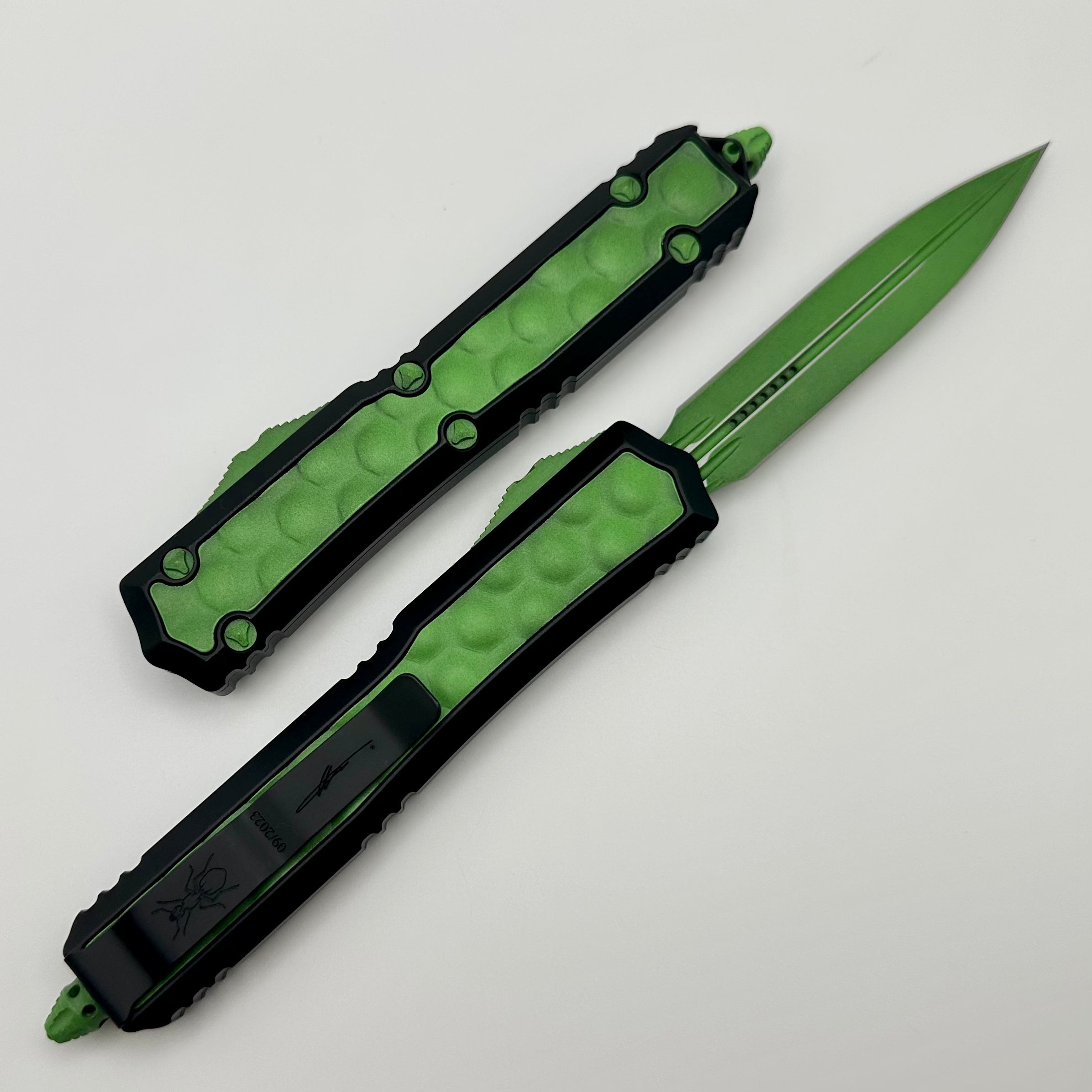 Microtech Makora Green Mamba Signature Series 206-1BIGMS