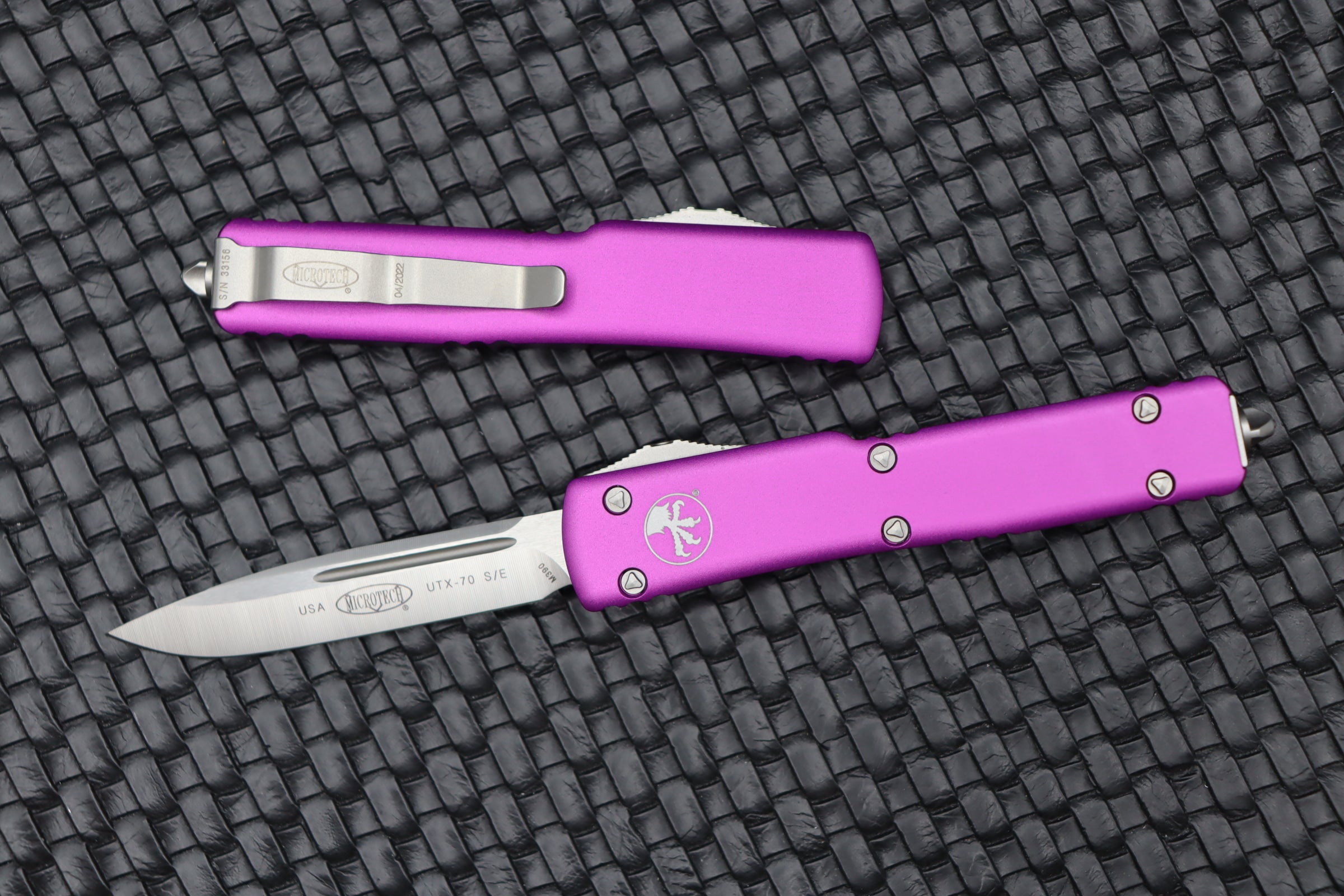 Microtech UTX-70 Single Edge Satin Standard & Violet 148-4VI