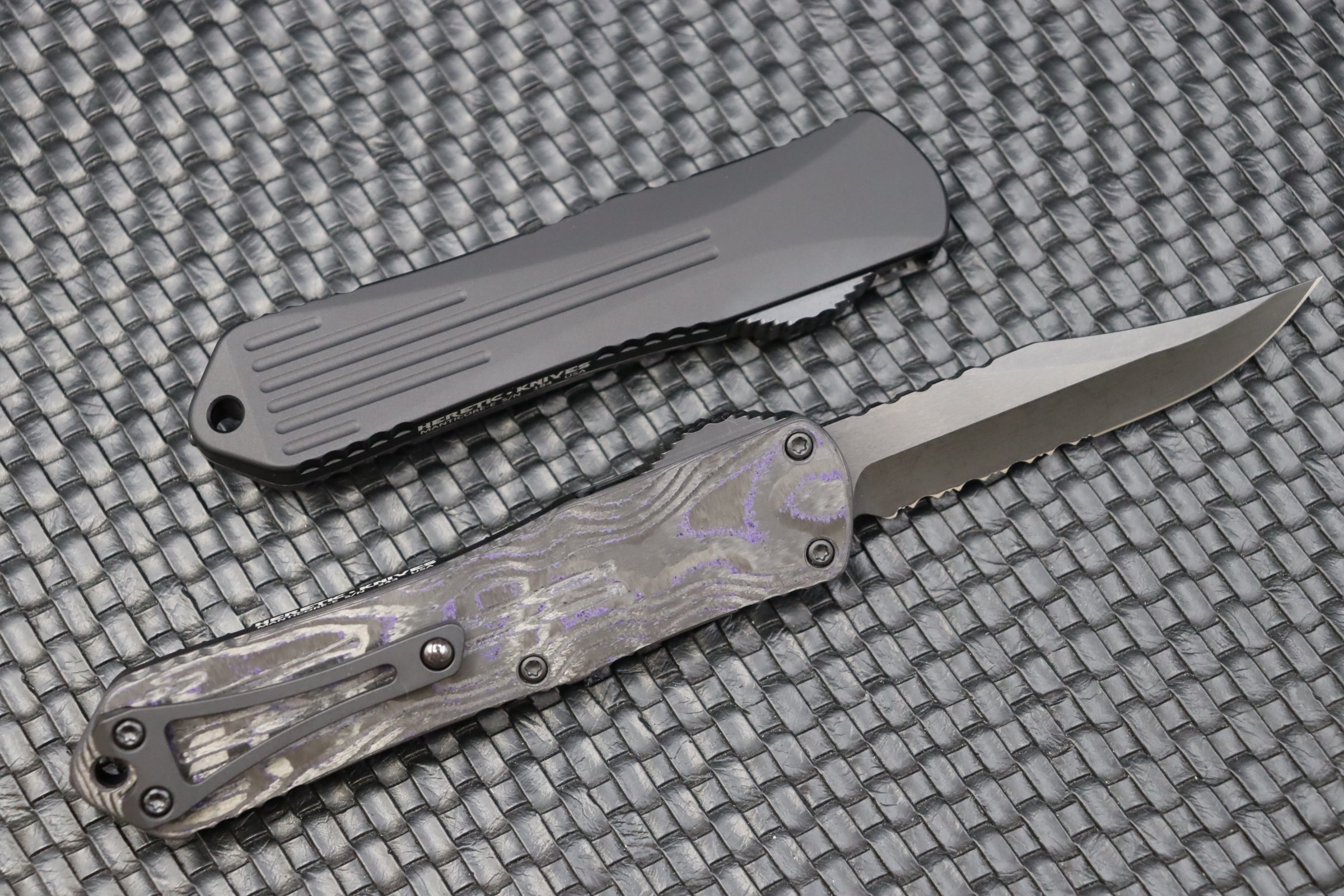 Heretic Knives Manticore E Serrated Bowie DLC & Purple Camo Carbon H026B-6B-PUCF