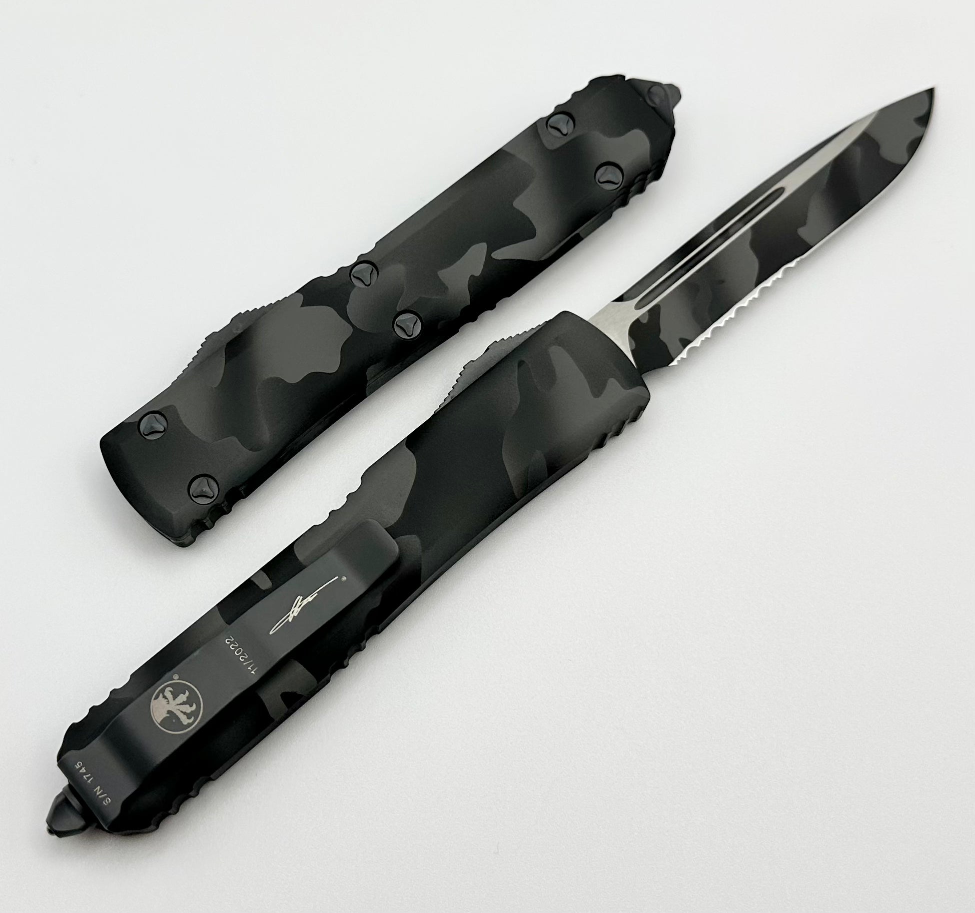 Microtech Ultratech Single Edge Partial Serrated Urban Camo 121-2UCS