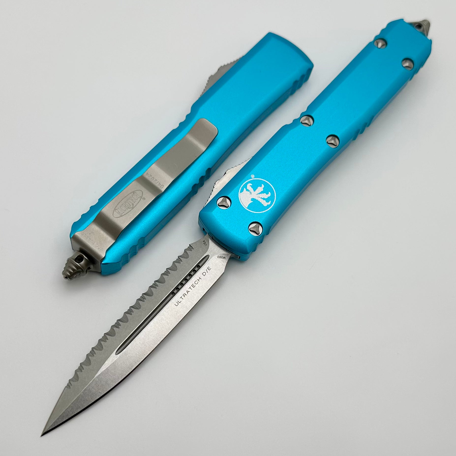 Microtech Ultratech Double Edge Stonewash Full Serrated & Turquoise 122-12TQ