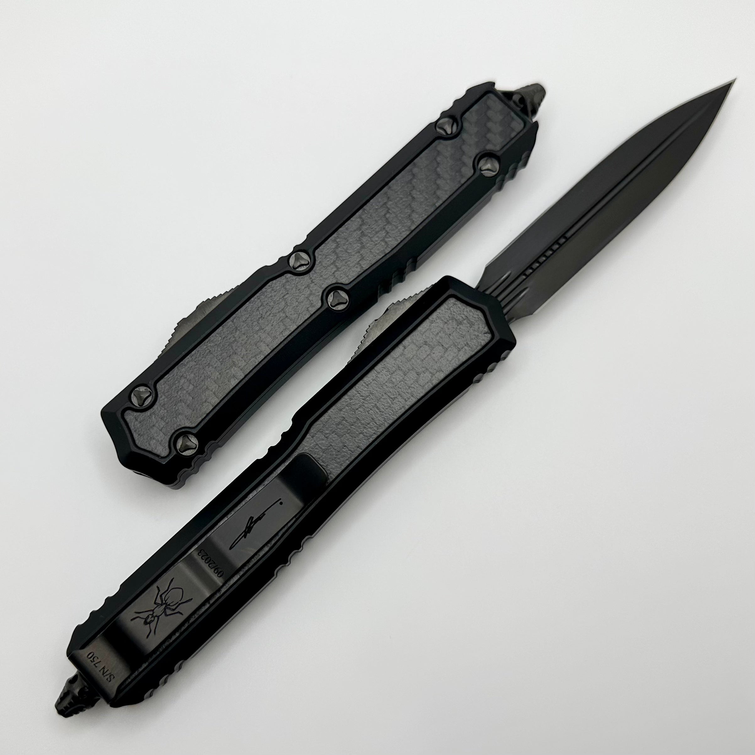 Microtech Makora Shadow DLC Double Edge w/ DLC Hardware Nickel Boron Internals & Carbon Fiber Inlays Signature Series 206-1DLCTCFISH