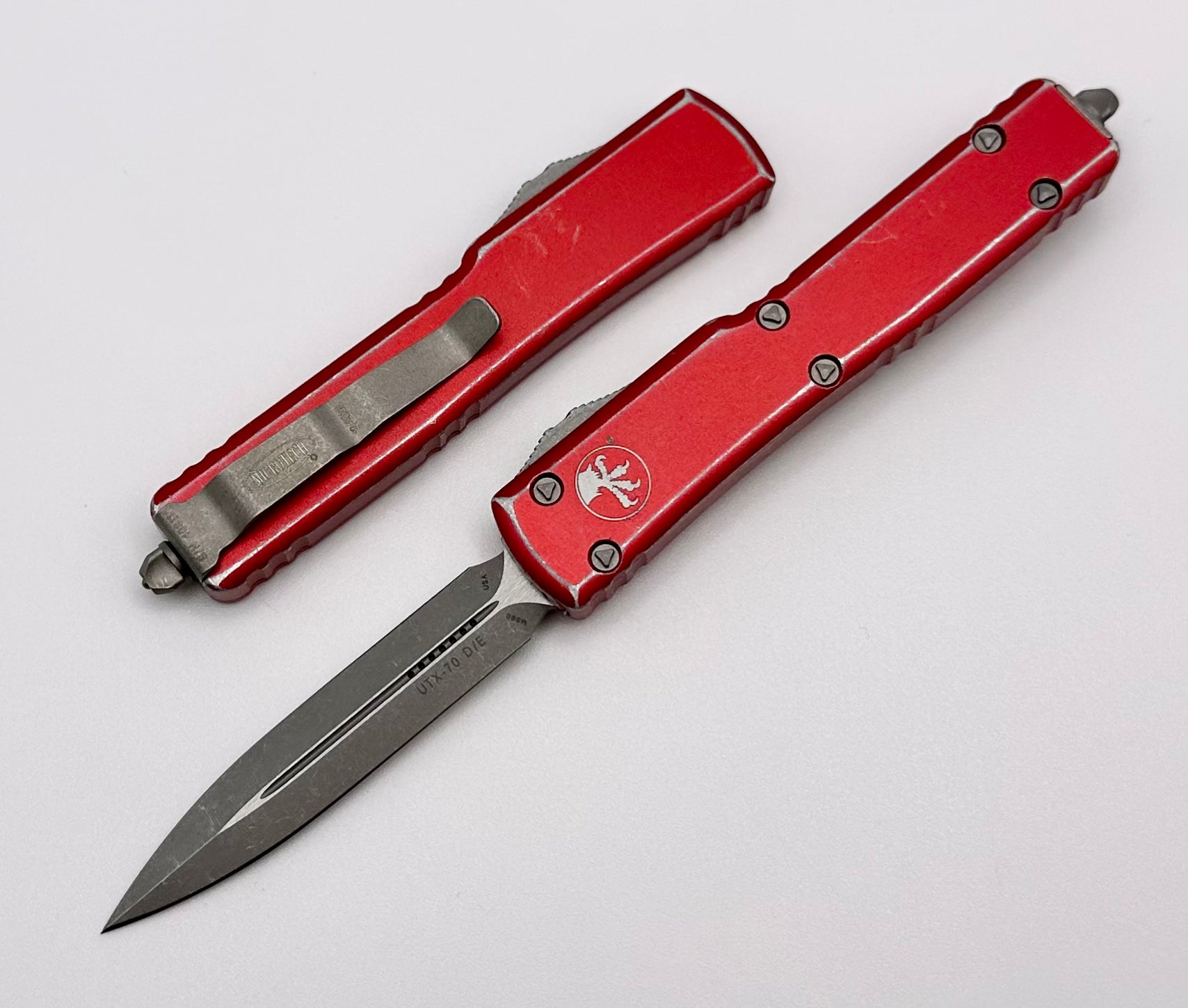 Microtech UTX-70 D/E & Distressed Red 147-10DRD