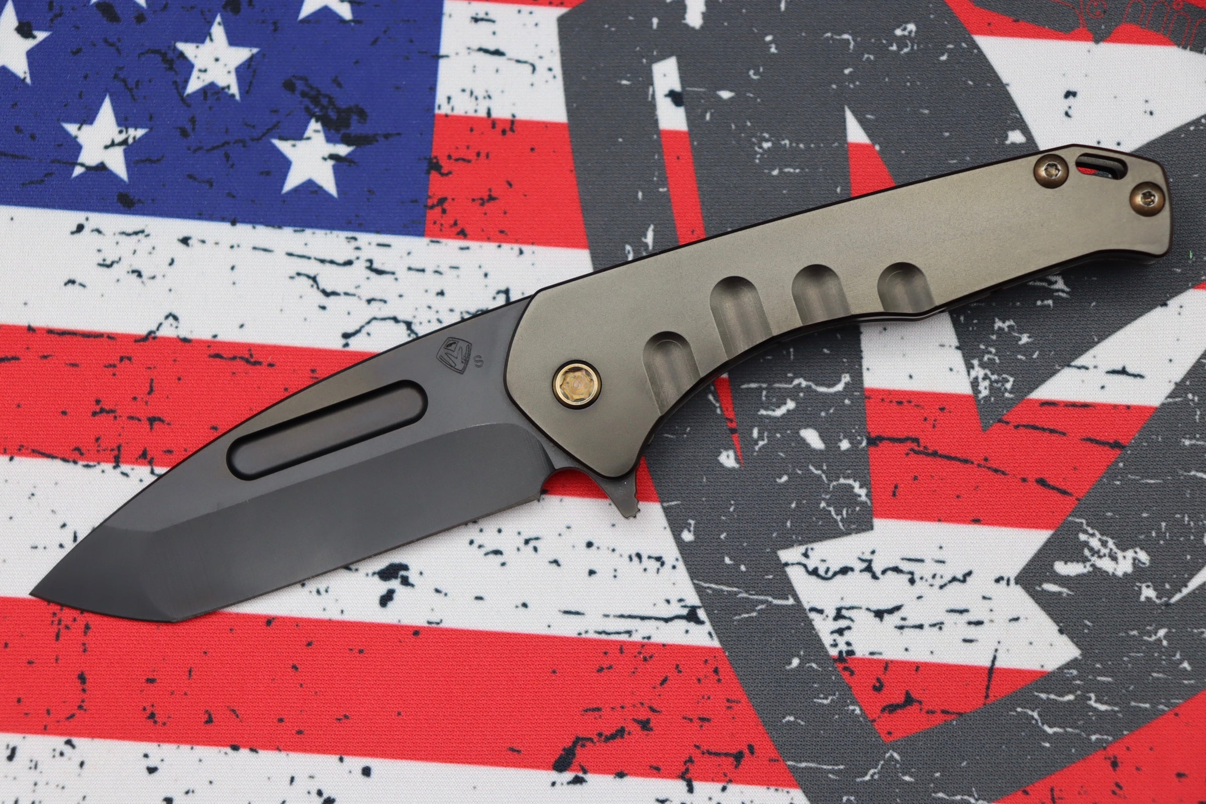 Medford Praetorian Slim Flipper PVD S35VN Tanto & PVD Handles w/ Bronze Hardware/Clip