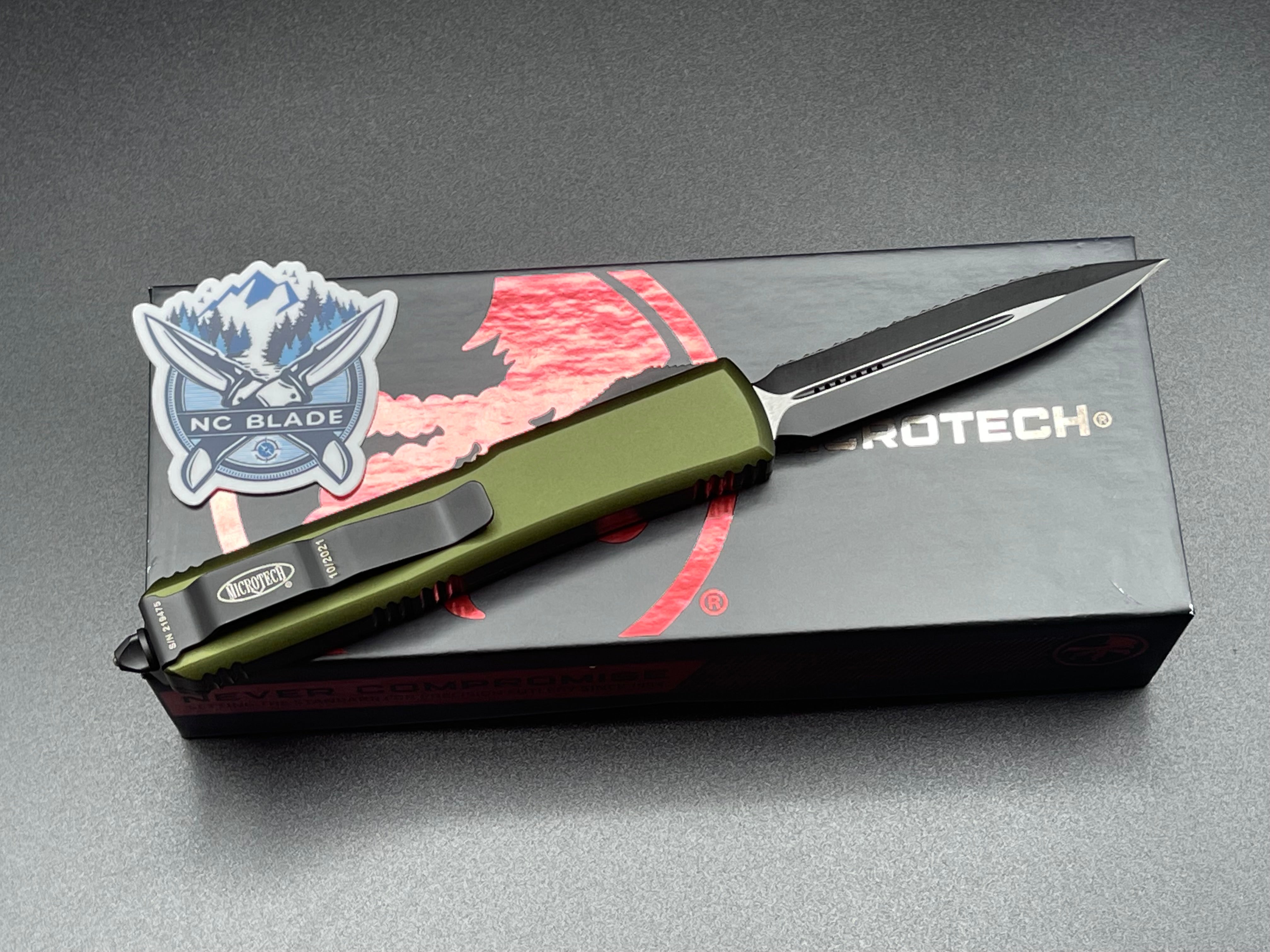 Microtech Ultratech Black Double Edge Black Full Serrated & OD Green 122-3OD