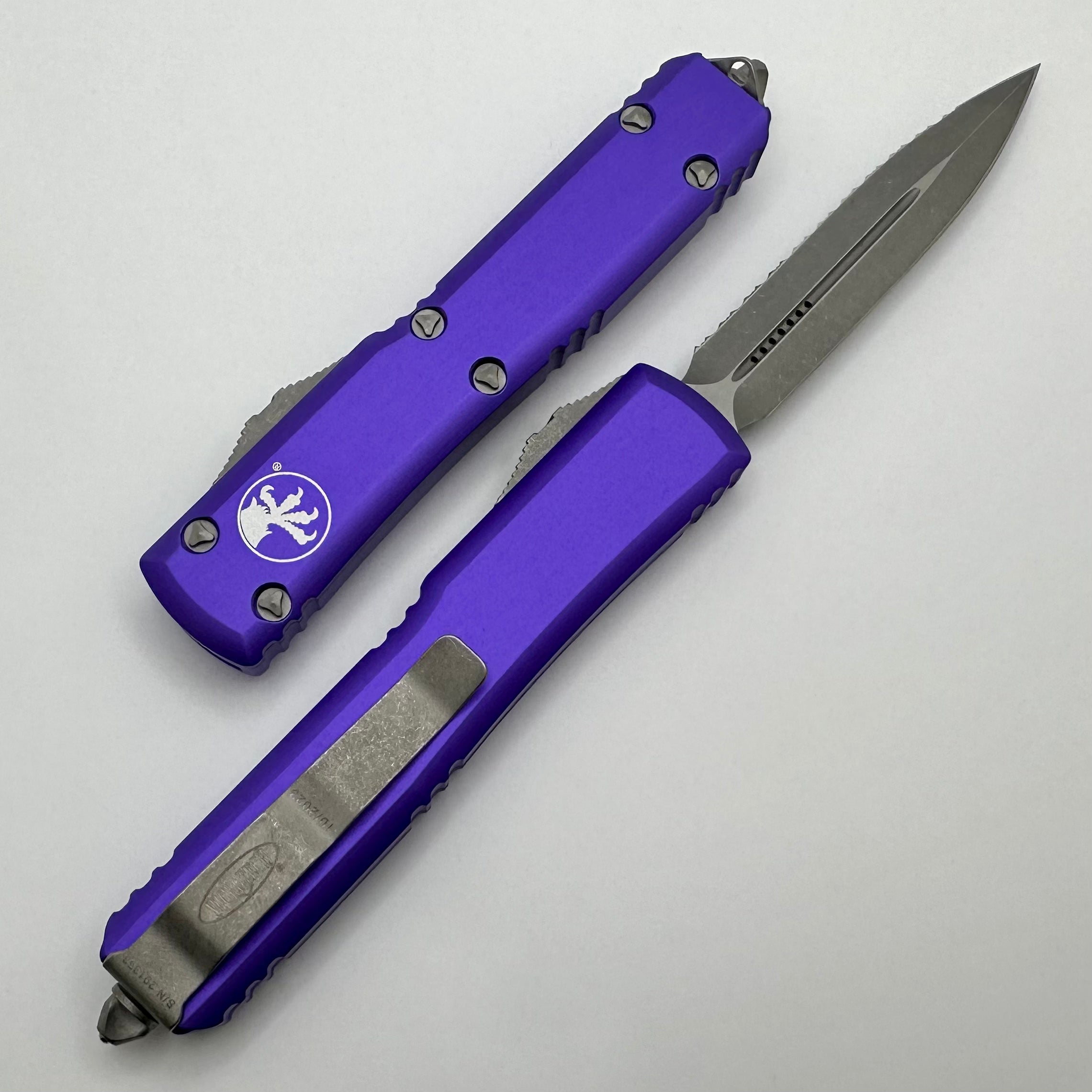 Microtech Ultratech Double Edge Apocalyptic Full Serrated & Purple 122-12APPU