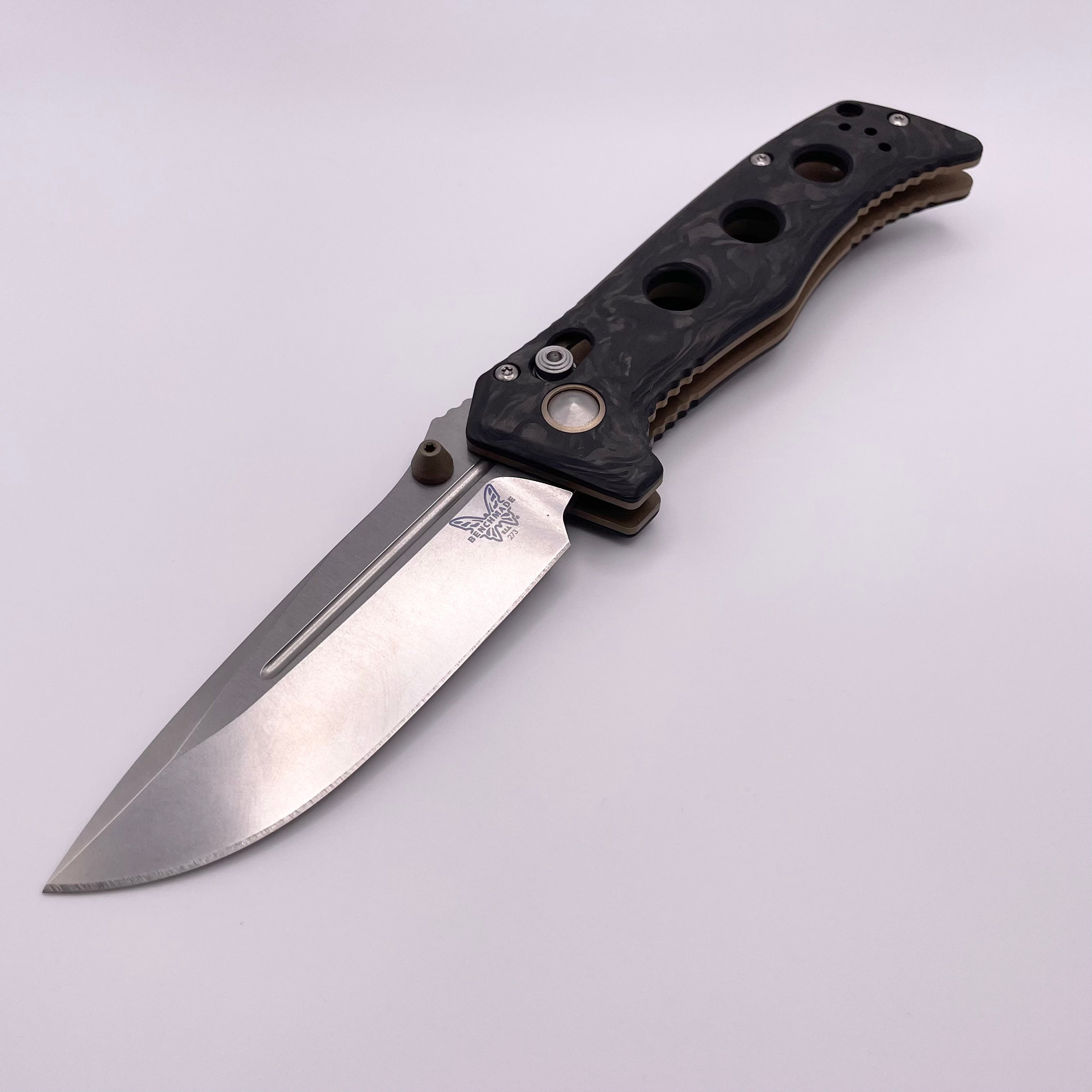 PRE OWNED Benchmade Mini Adamas Marbled Carbon Fiber & MagnaCut 273-03